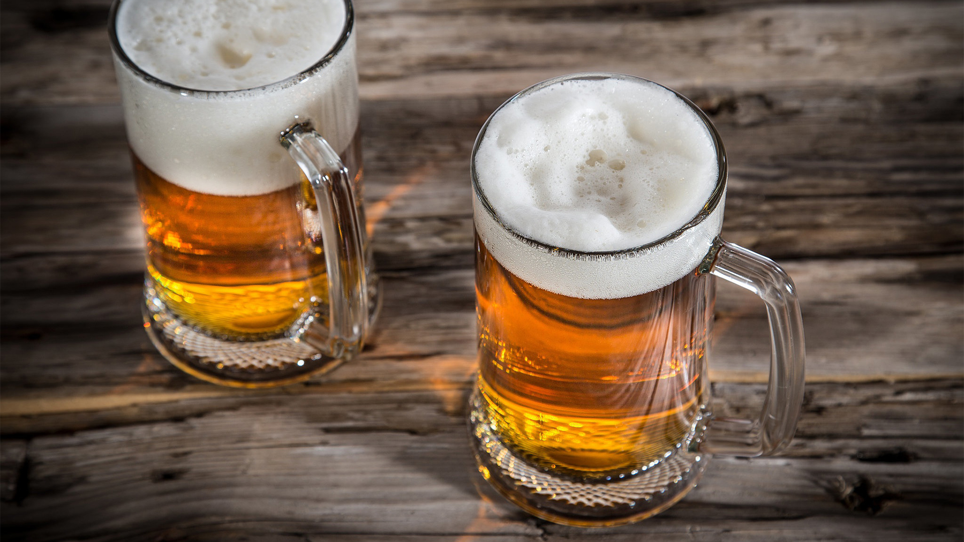 舒缓压力,啤酒,干杯