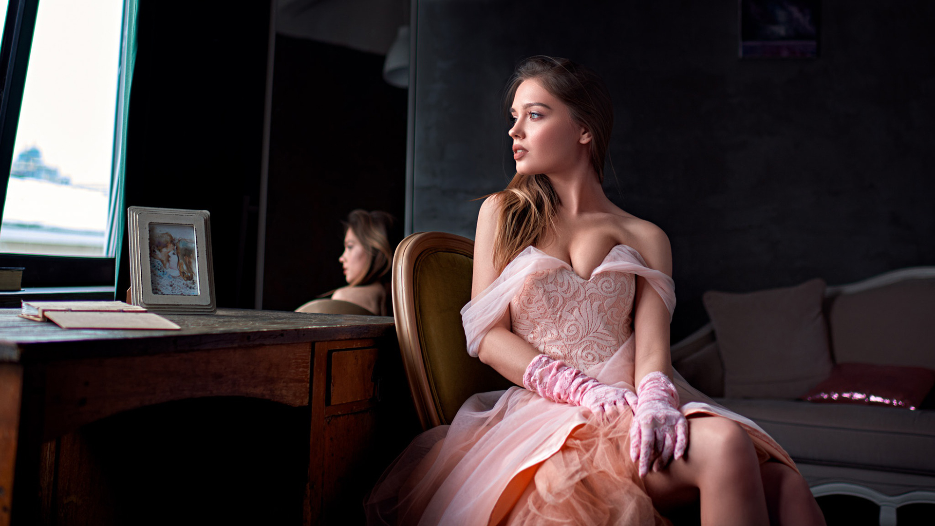 欧美女神,礼服,等待