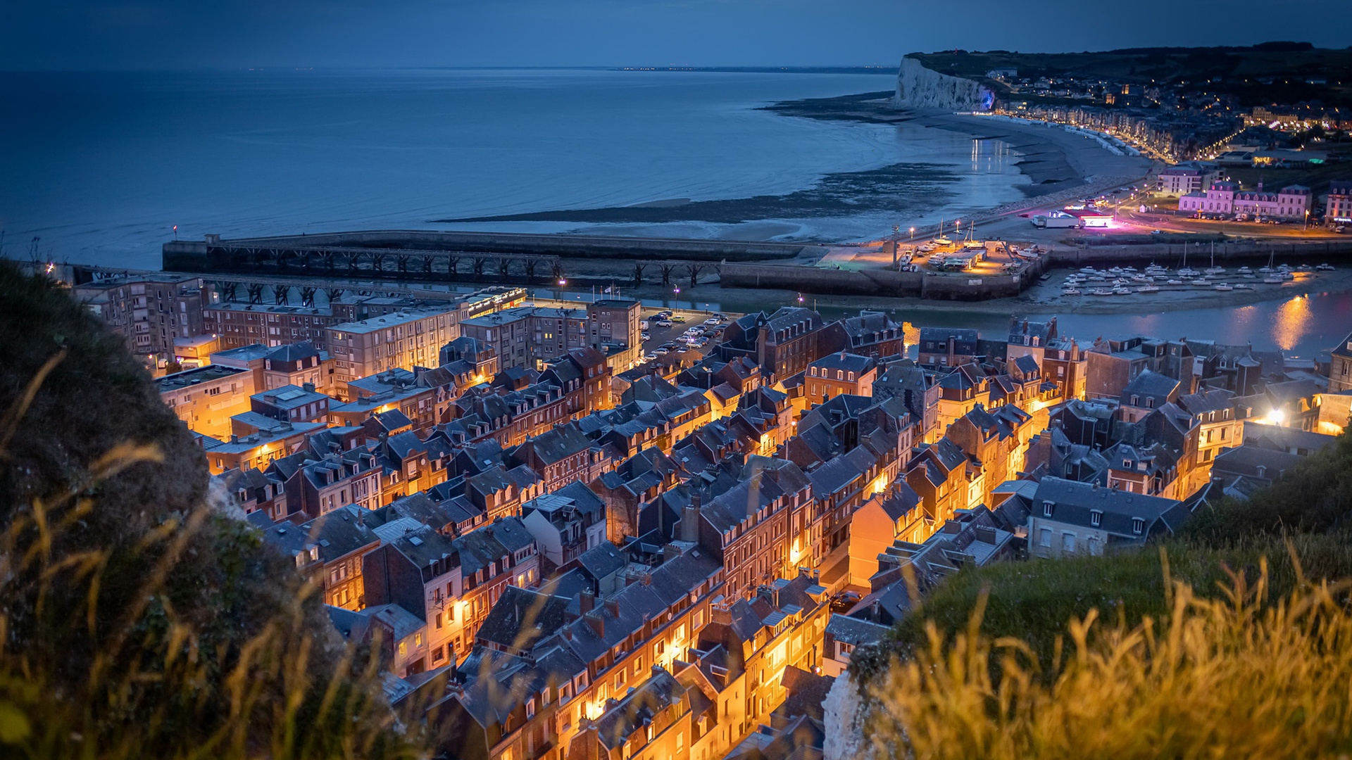 城市夜景,大海,小镇,灯光