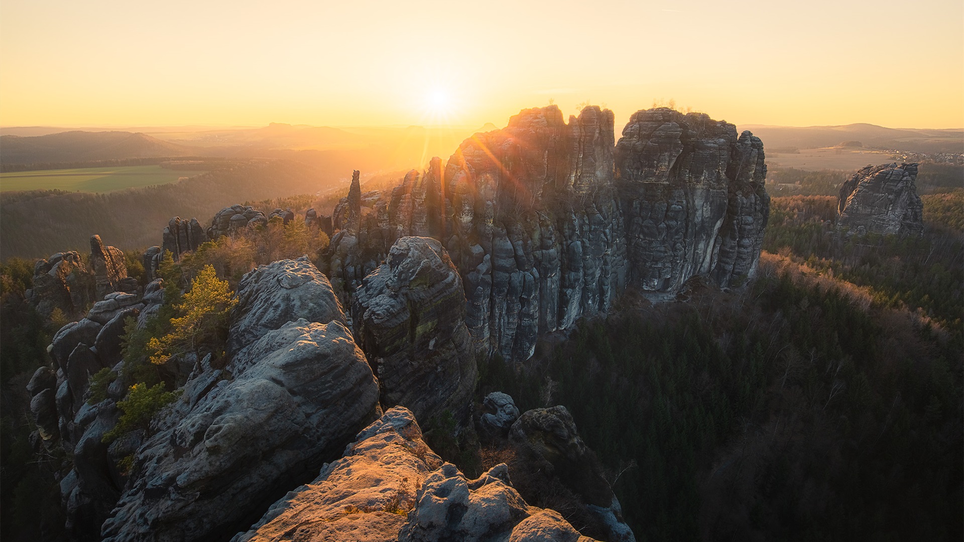 落日余晖,晚霞,高山