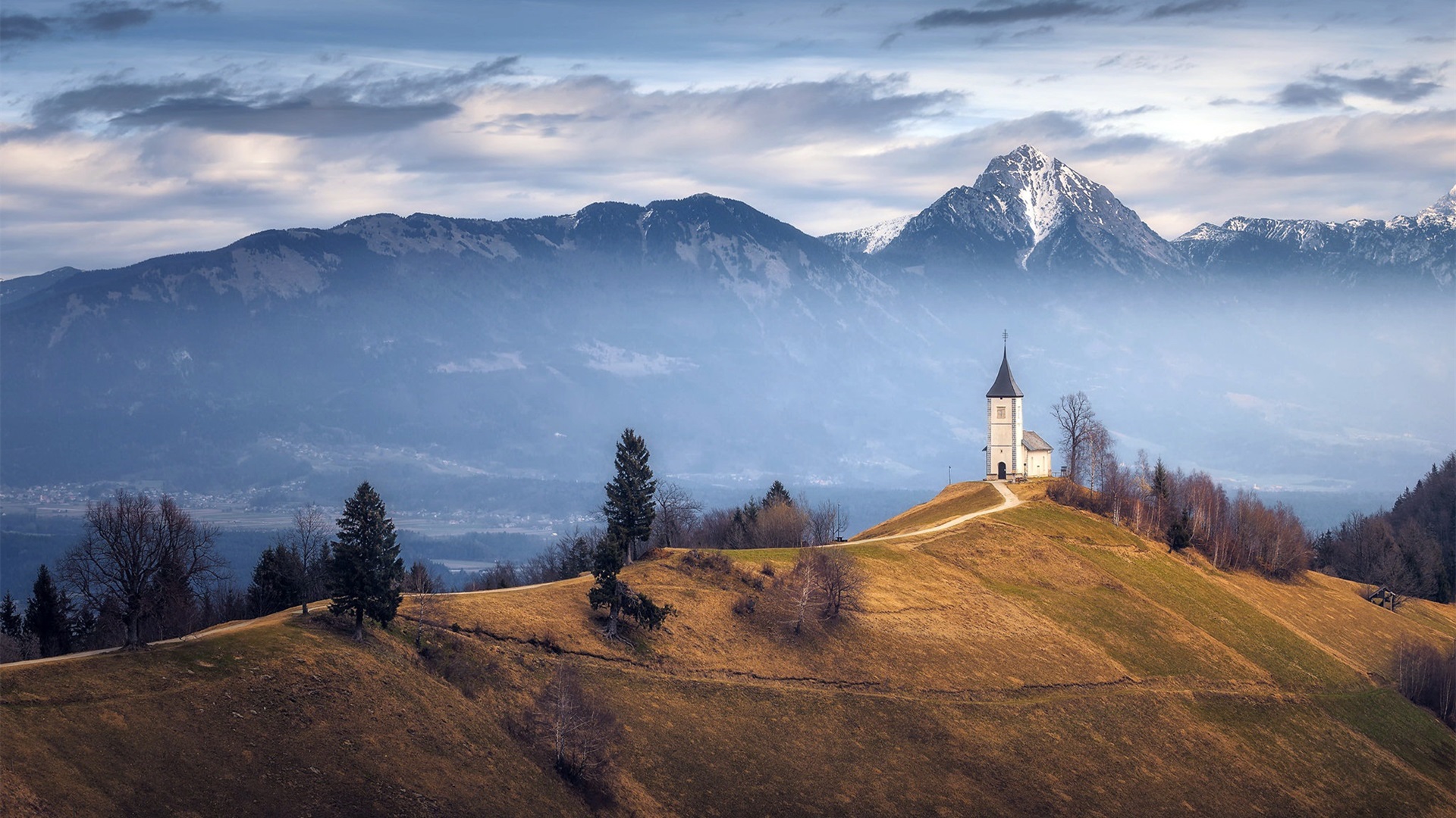 秋意正浓,高山,雪山,教堂
