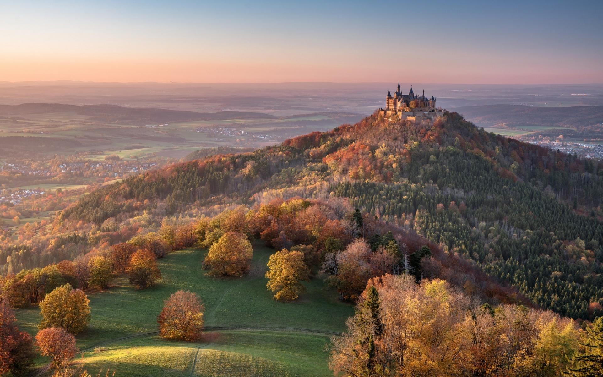 秋意正浓,,城堡,山脉