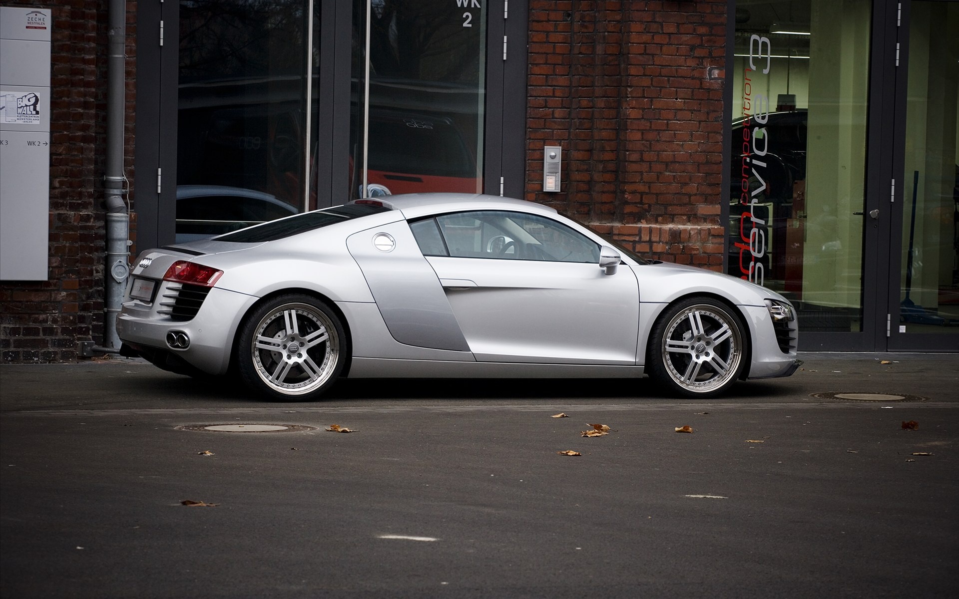 奥迪,R8,汽车,宽屏,2012Y十月28D,儿童桌面专用