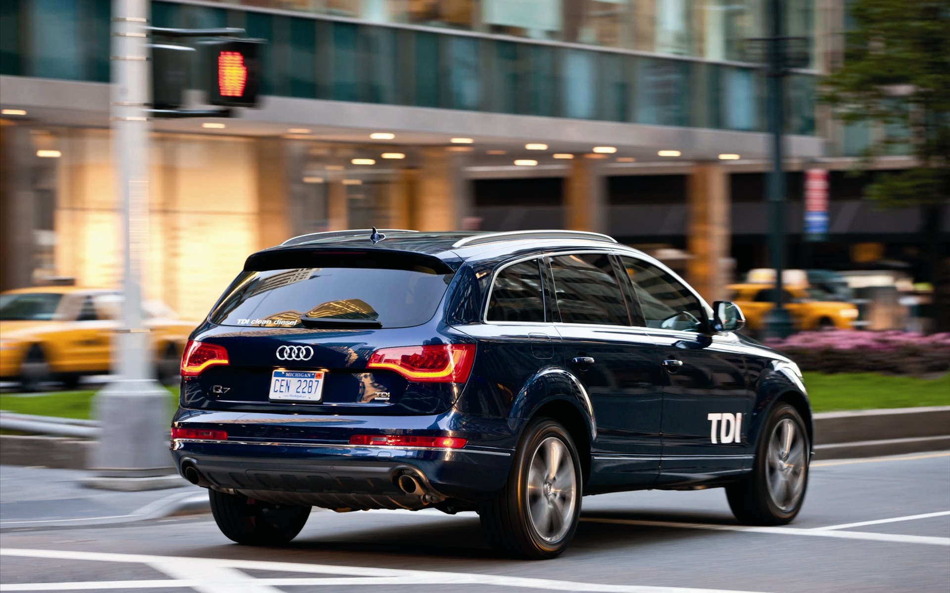 Audi,Q7,奥迪,汽车,宽屏,2012Y十月27D,儿童桌面专用