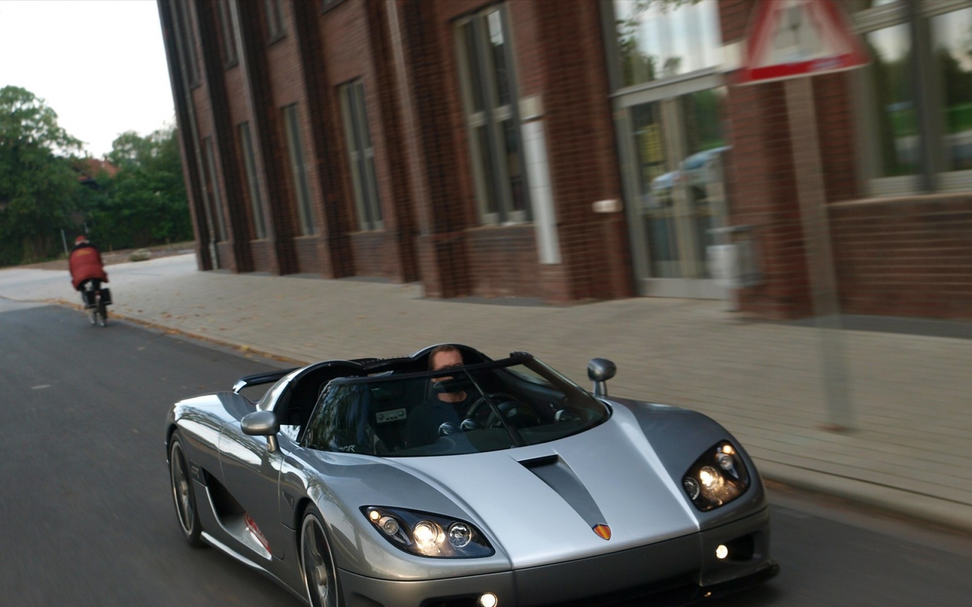 Koenigsegg,柯尼希塞尔,改装车,跑车,汽车,2012Y十月28D,儿童桌面专用