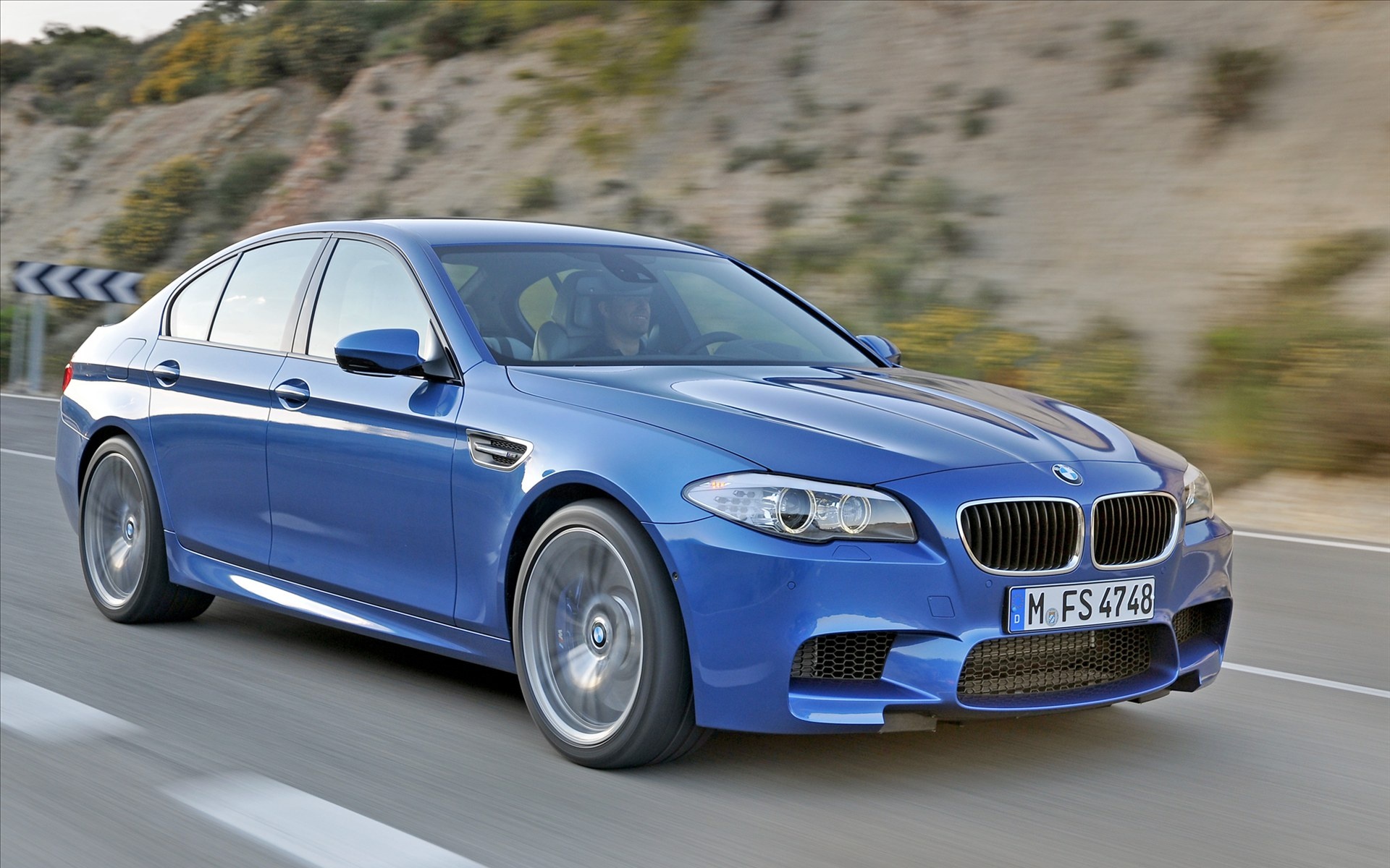 BMW,M5,宝马,汽车,宽屏,2012Y十月25D,儿童桌面专用