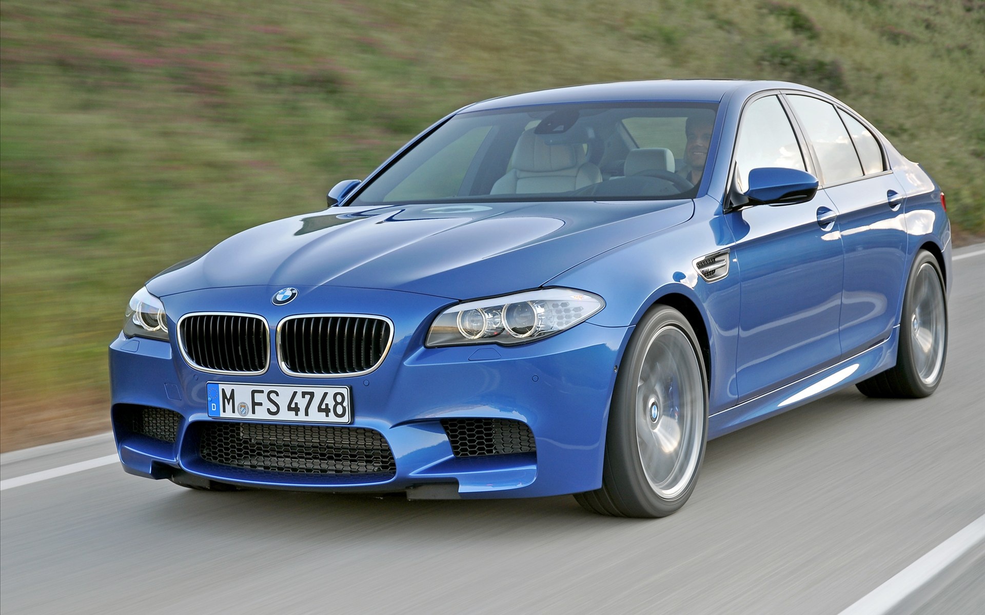 BMW,M5,宝马,汽车,宽屏,2012Y十月25D,儿童桌面专用