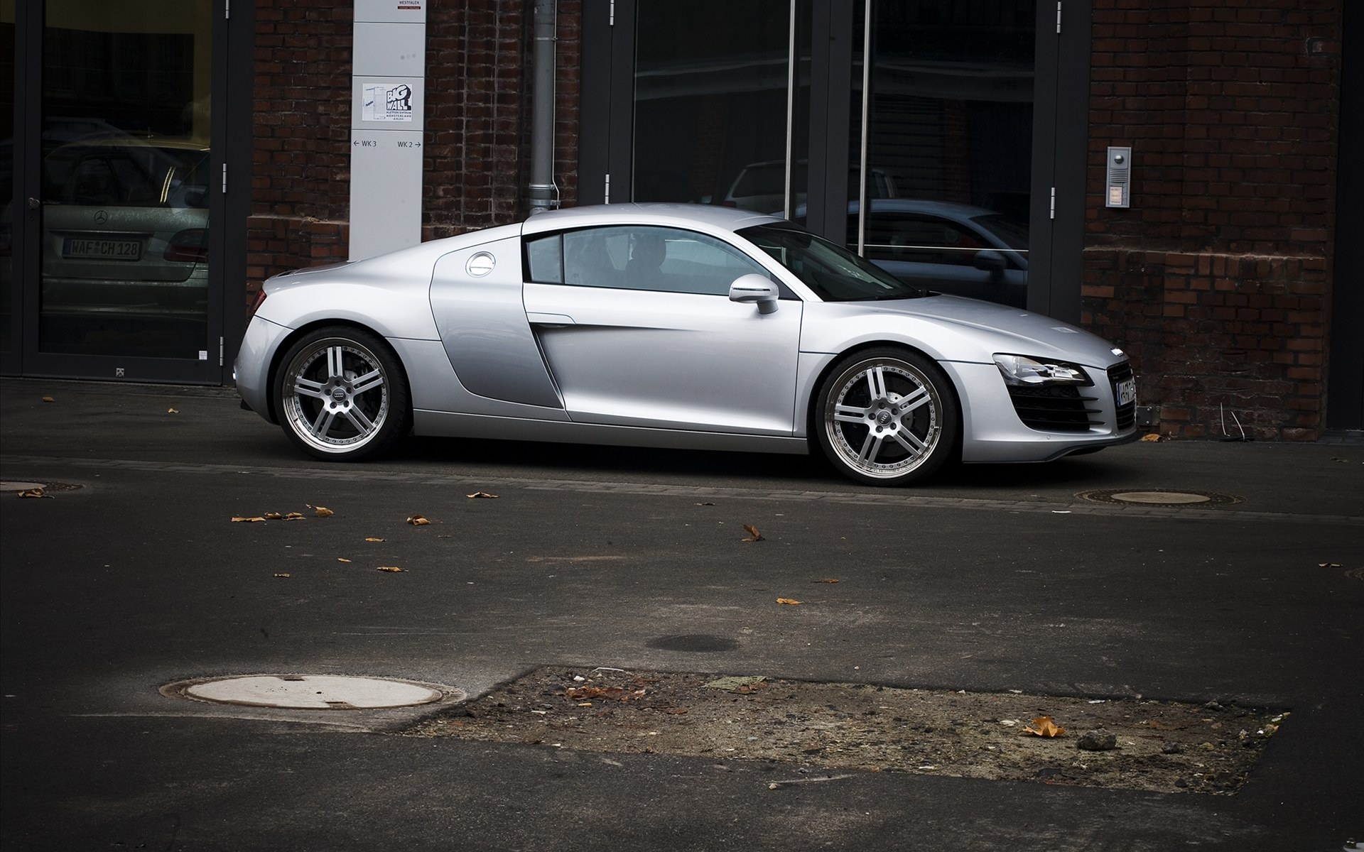 奥迪,R8,汽车,宽屏,2012Y十月28D,儿童桌面专用