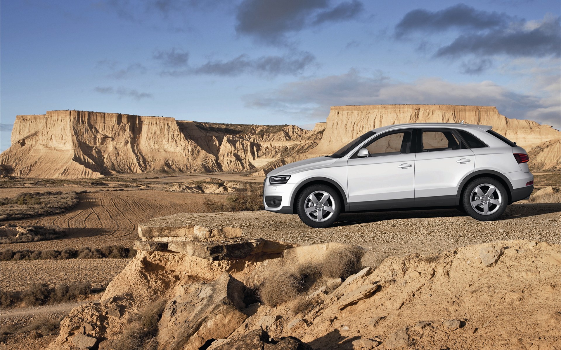 AUDI,Q3,奥迪,汽车,宽屏,2012Y十月27D,儿童桌面专用