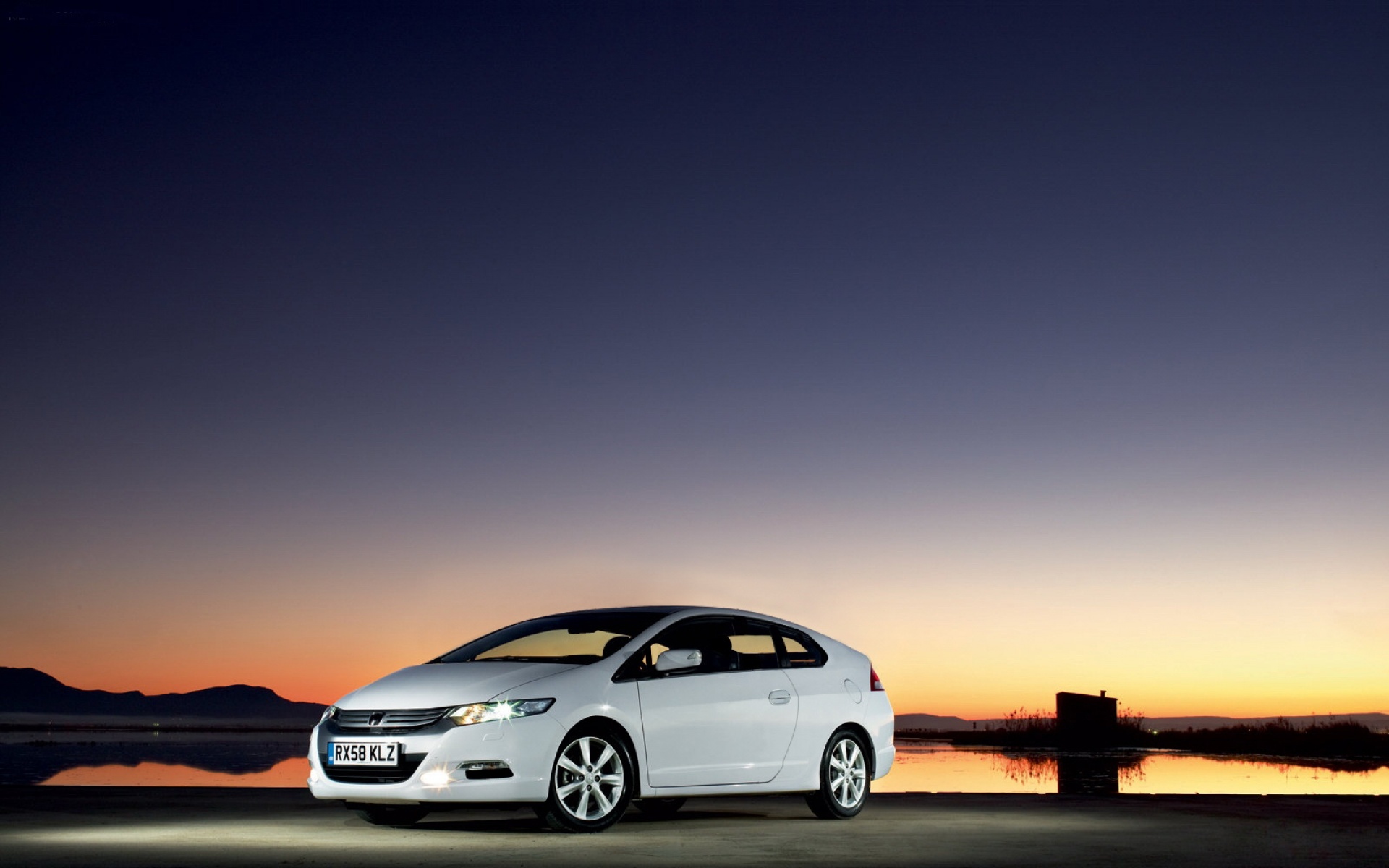 轿车,2012Y十月27D,儿童桌面专用