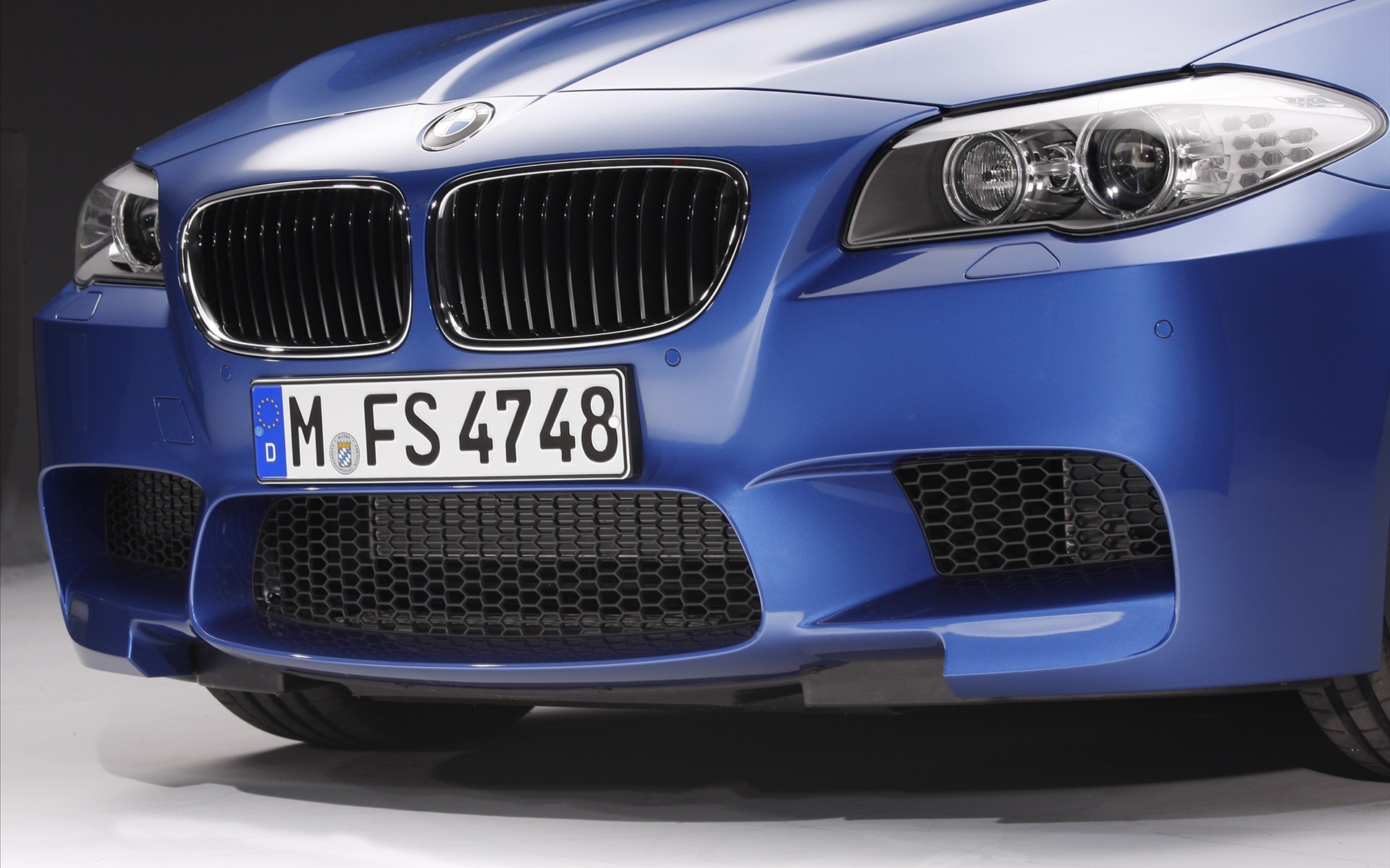 BMW,M5,宝马,汽车,宽屏,2012Y十月26D,儿童桌面专用