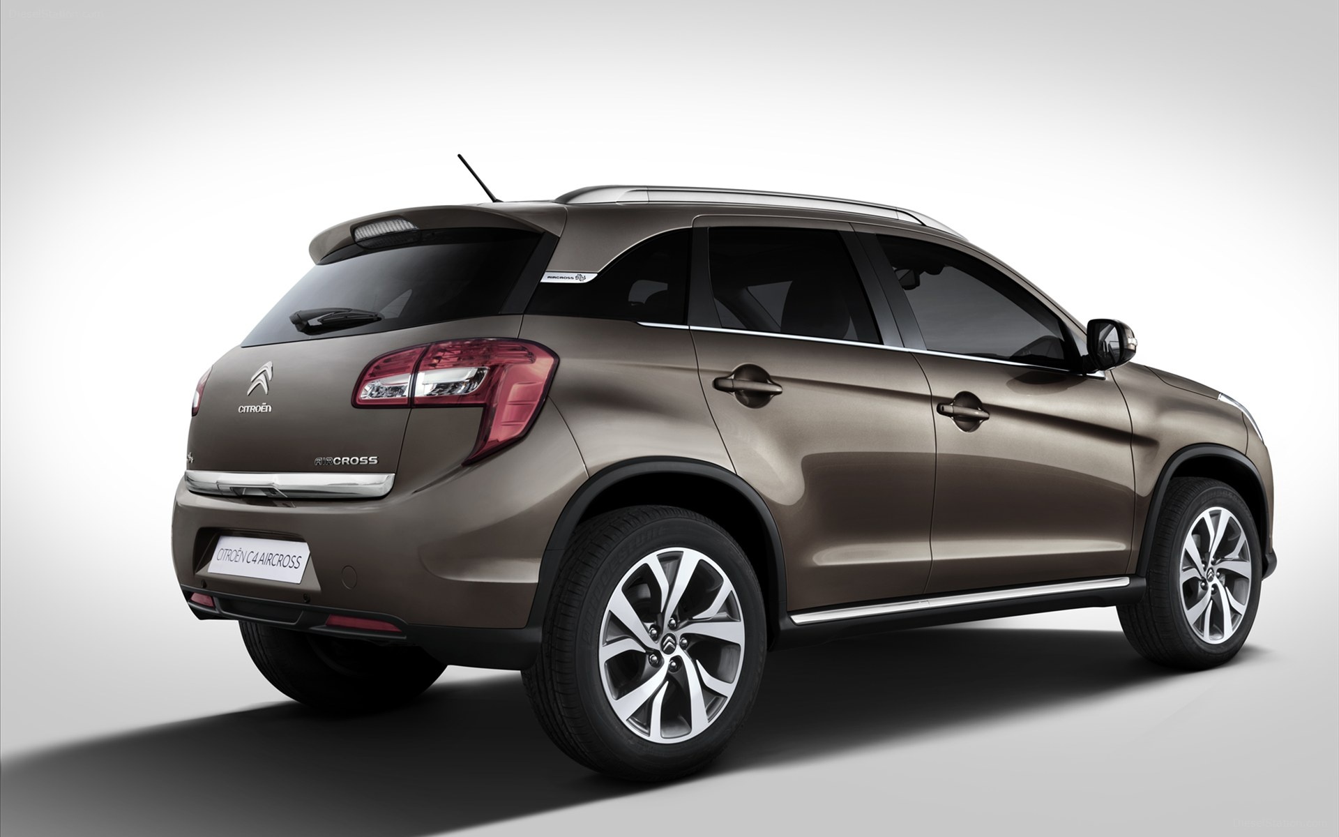 Citroen,雪铁龙,C4,汽车,宽屏,2012Y十月26D,儿童桌面专用