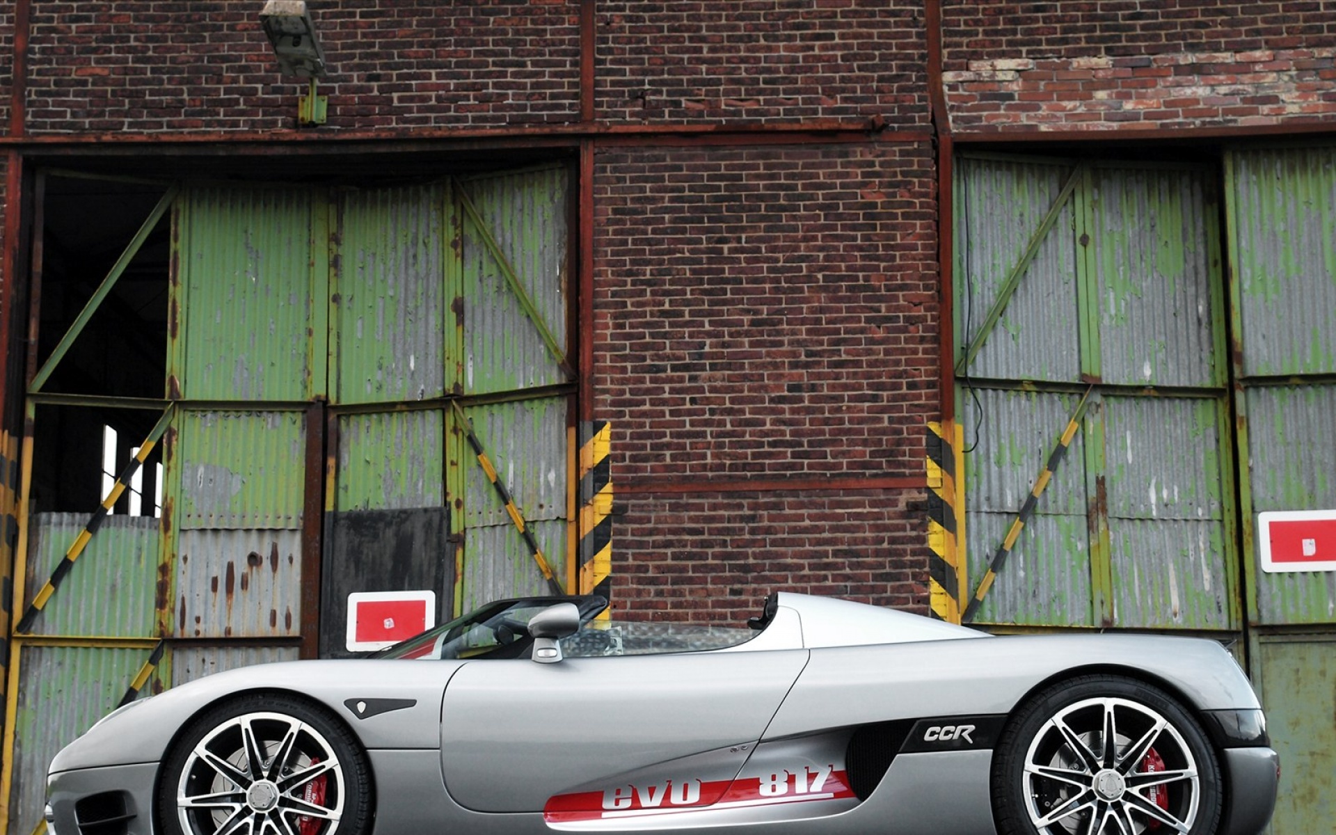 Koenigsegg,柯尼希塞尔,改装车,跑车,汽车,2012Y十月28D,儿童桌面专用