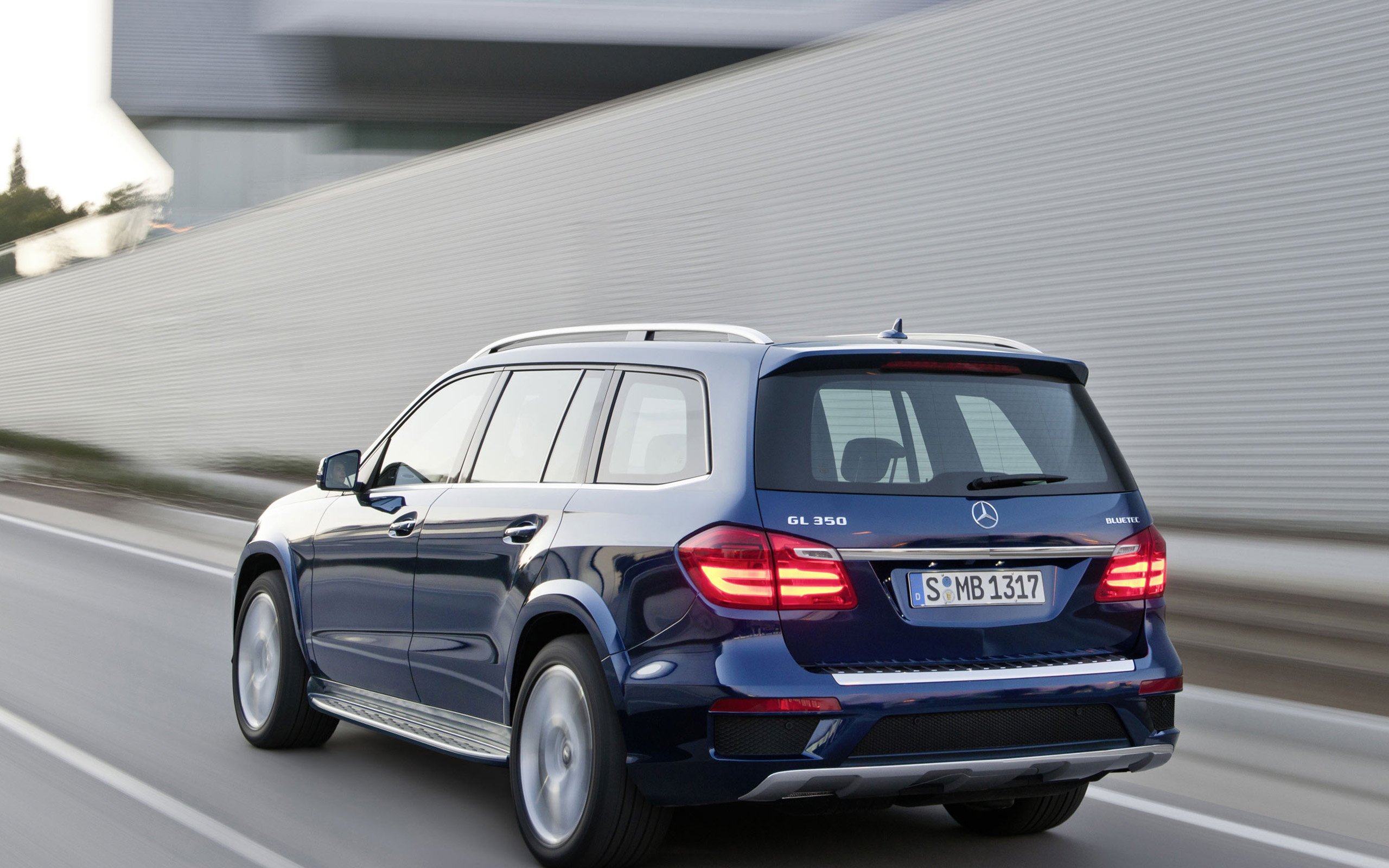 Mercedes-Benz,GL,350,Bluetec,4Matic,2012Y十一月21D,儿童桌面专用