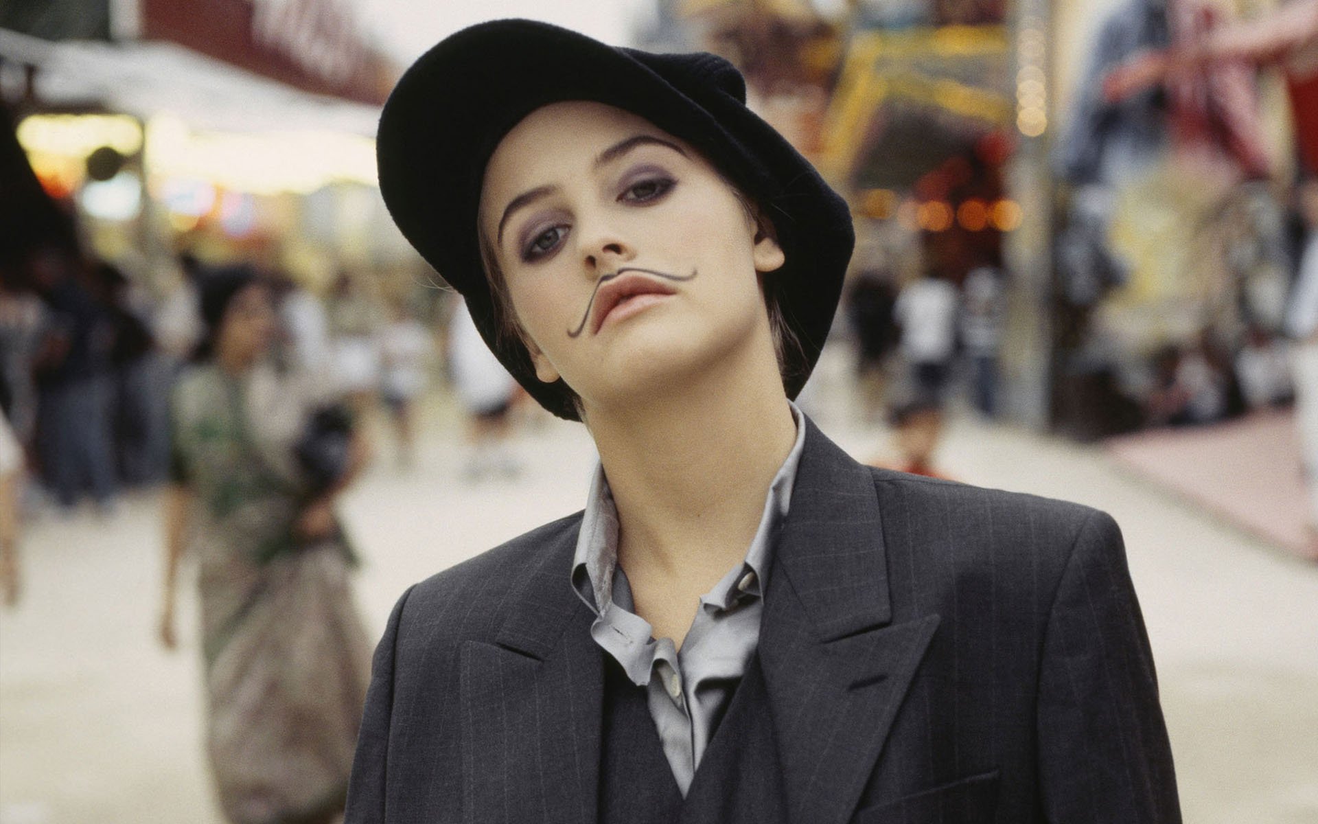 Alicia,Silverstone,艾丽西亚·西尔维斯通,2012Y十一月21D