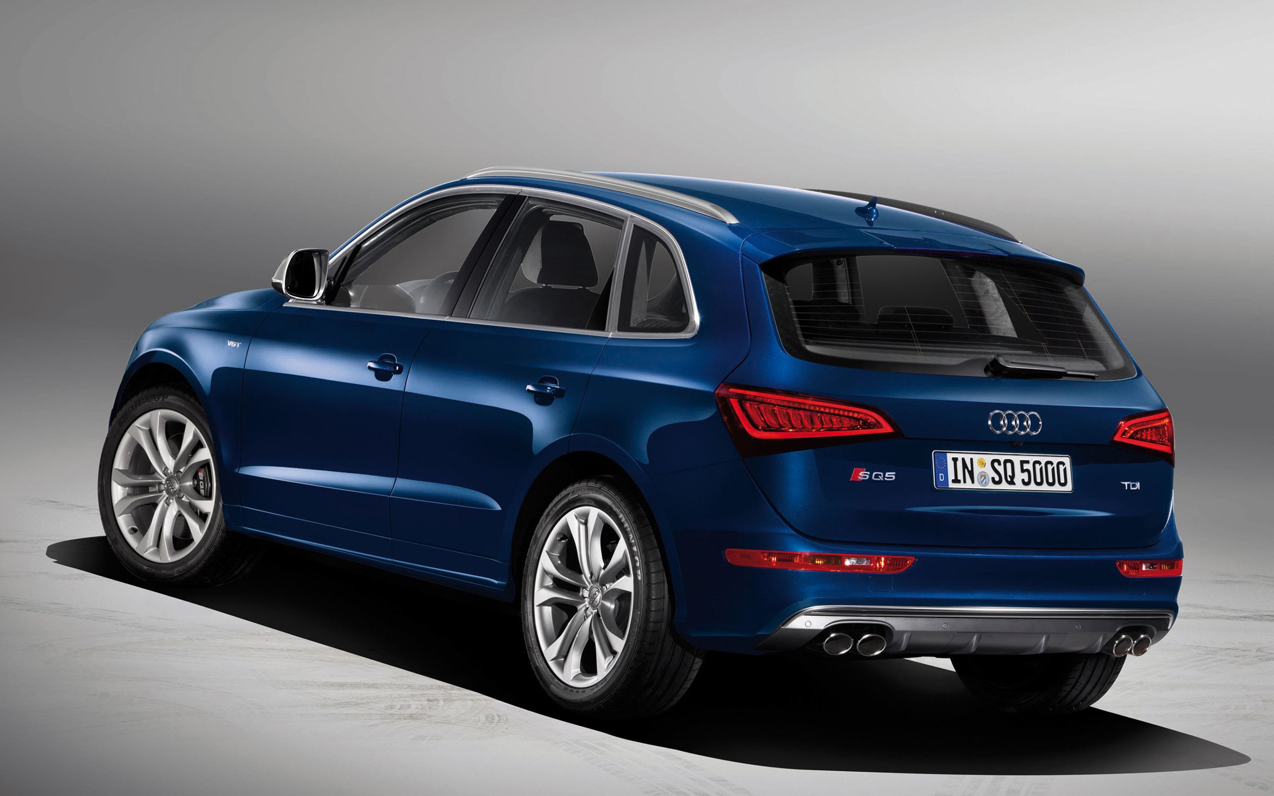 奥迪,audi,sq5,奥迪SQ5,TDI,aud,2012Y十一月21D,儿童桌面专用