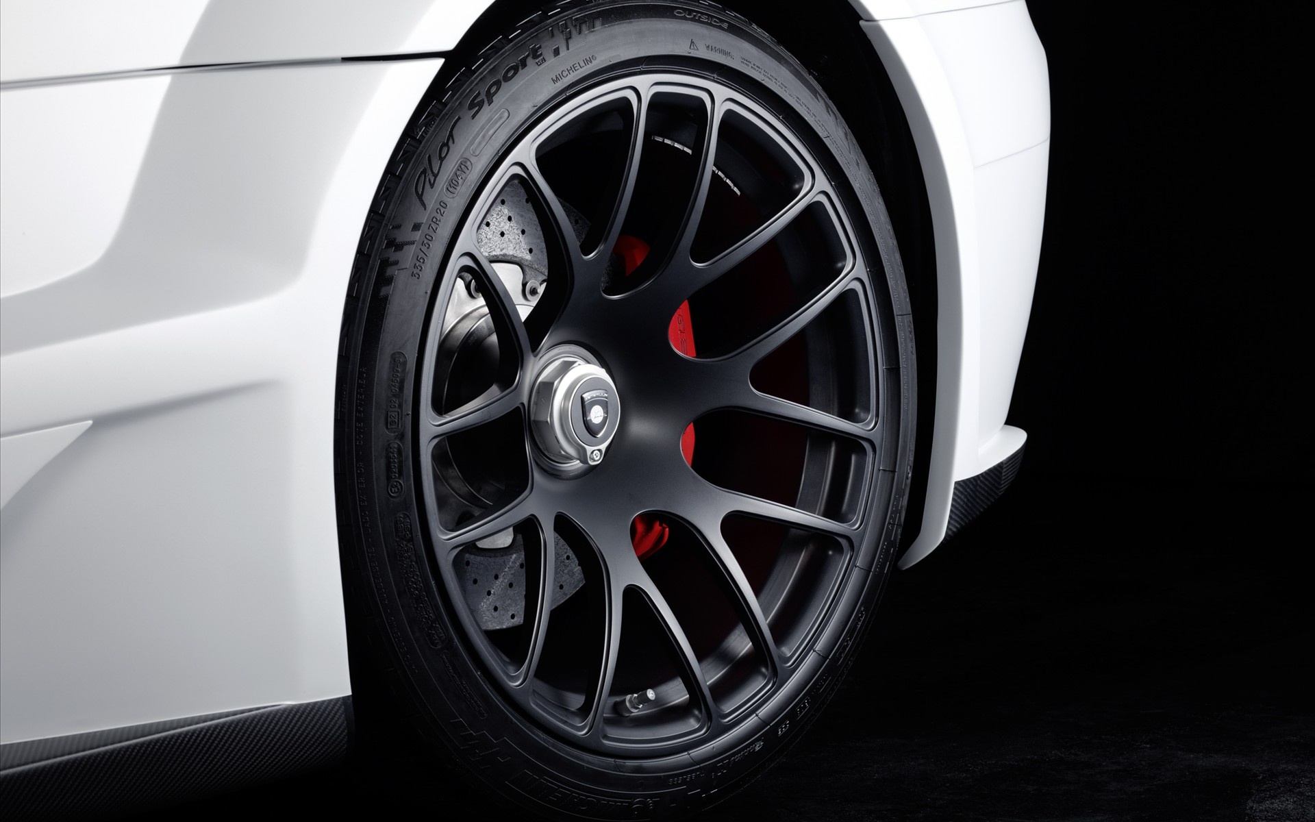 法拉利,Enzo,改装车,Gemballa,汽车,跑车,2012Y十一月04D,儿童桌面专用