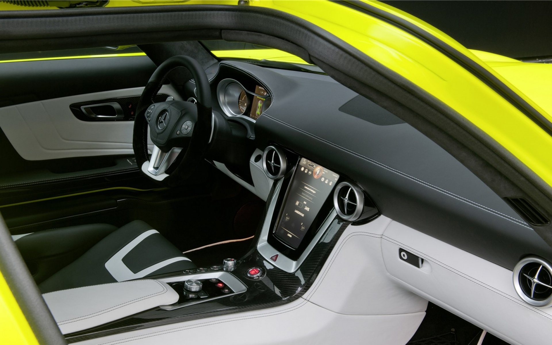 Mercedes,Benz,奔驰,纯电力,超跑,跑车,汽车,黄色,2012Y十月31D,儿童桌面专用