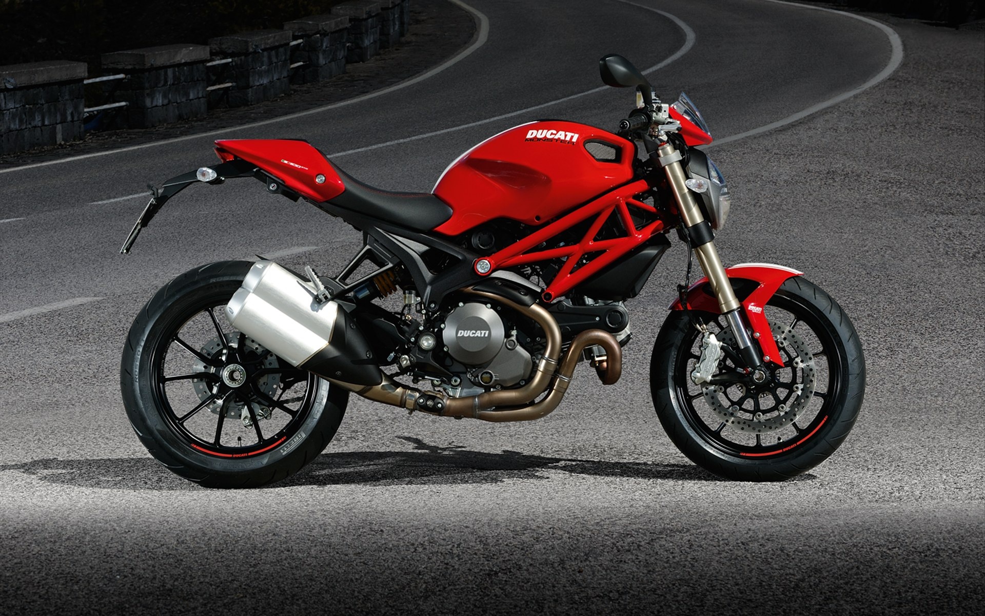 Ducati,Monster,EVO,杜卡迪,摩托车,宽屏,2012Y十月30D,儿童桌面专用