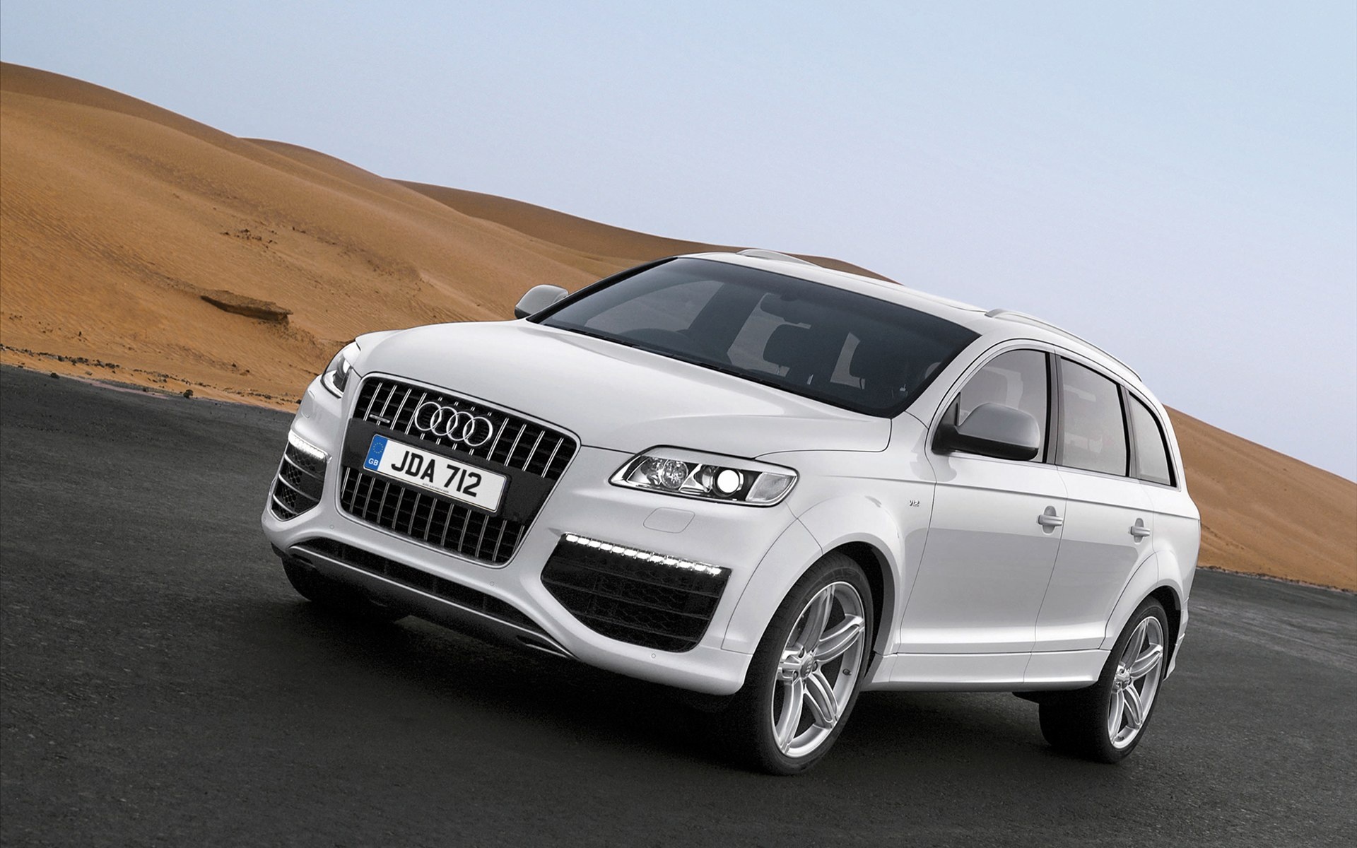 Audi,奥迪,Q7,奥迪Q7,汽车,宽屏,2012Y十月31D,儿童桌面专用