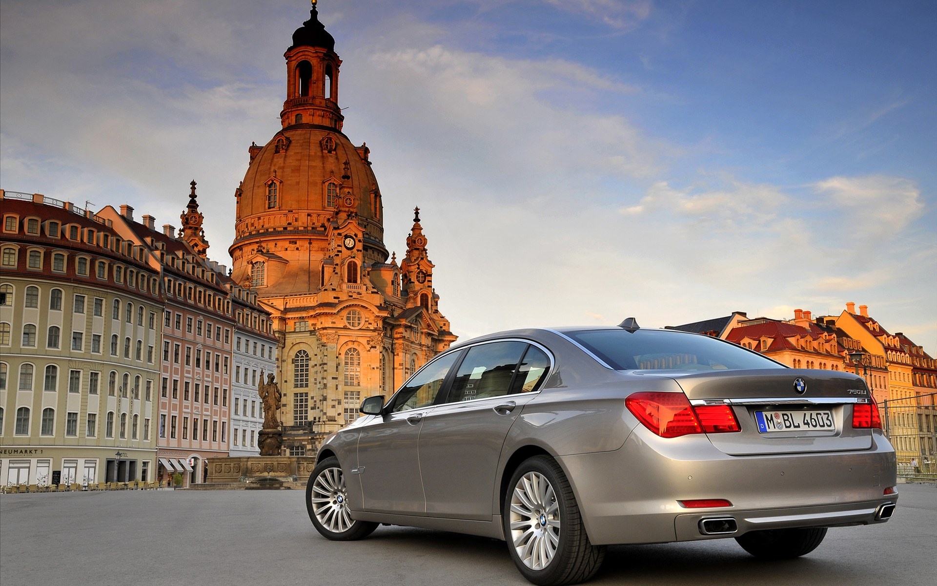 BMW,750Li,宝马,汽车,宽屏,2012Y十月30D,儿童桌面专用