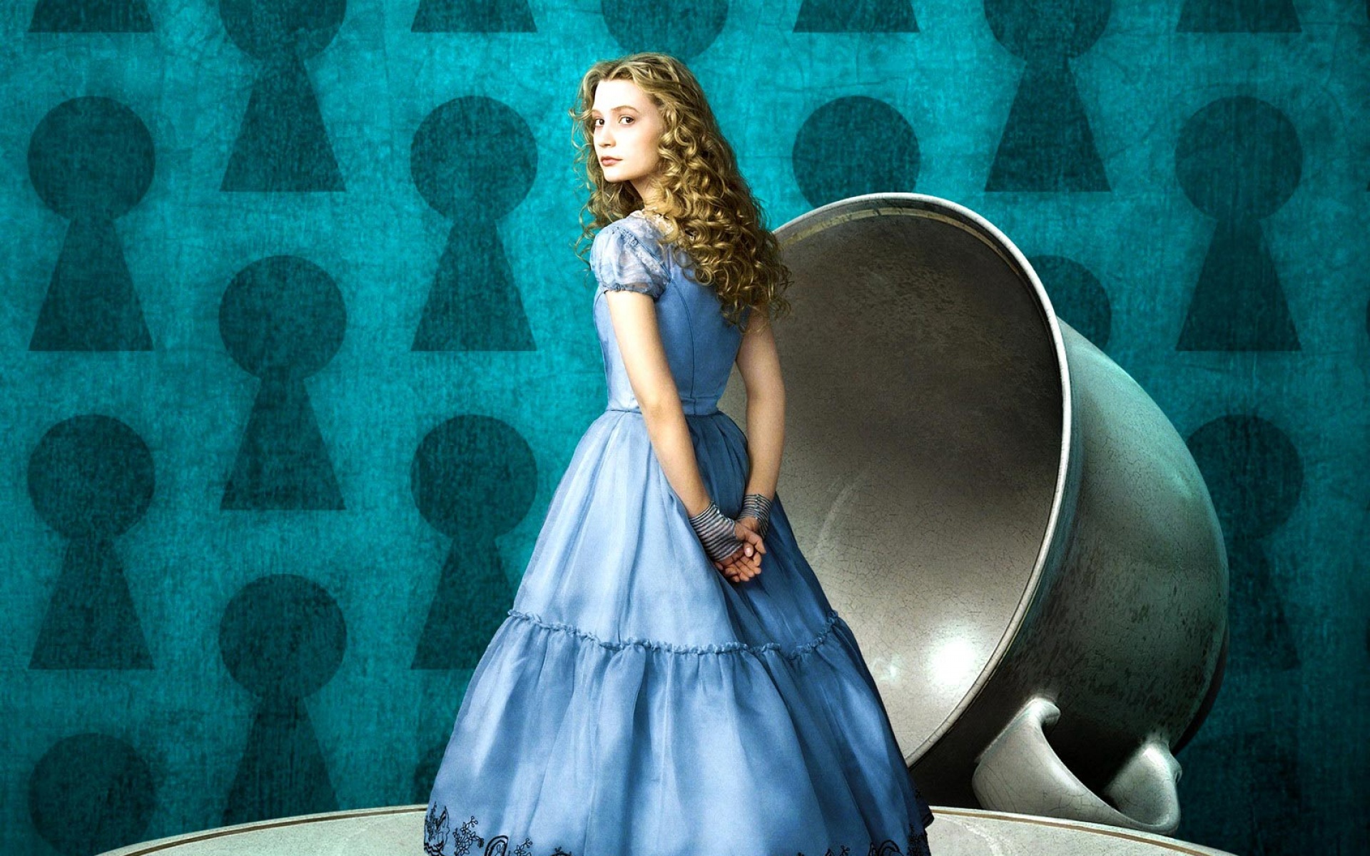 爱丽丝梦游仙境,影视,2012Y十一月04D,科幻惊悚