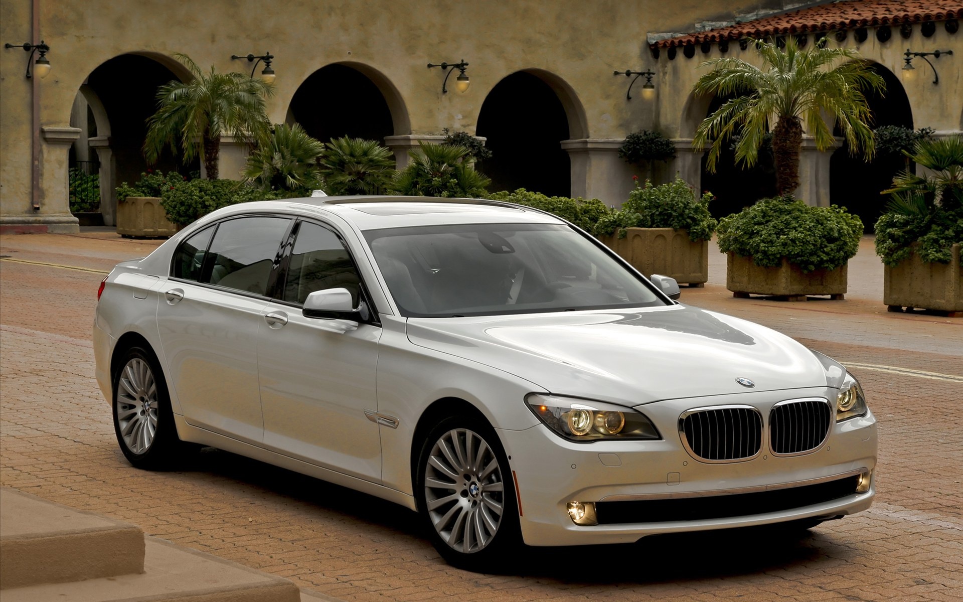 BMW,750Li,宝马,汽车,宽屏,2012Y十月30D,儿童桌面专用