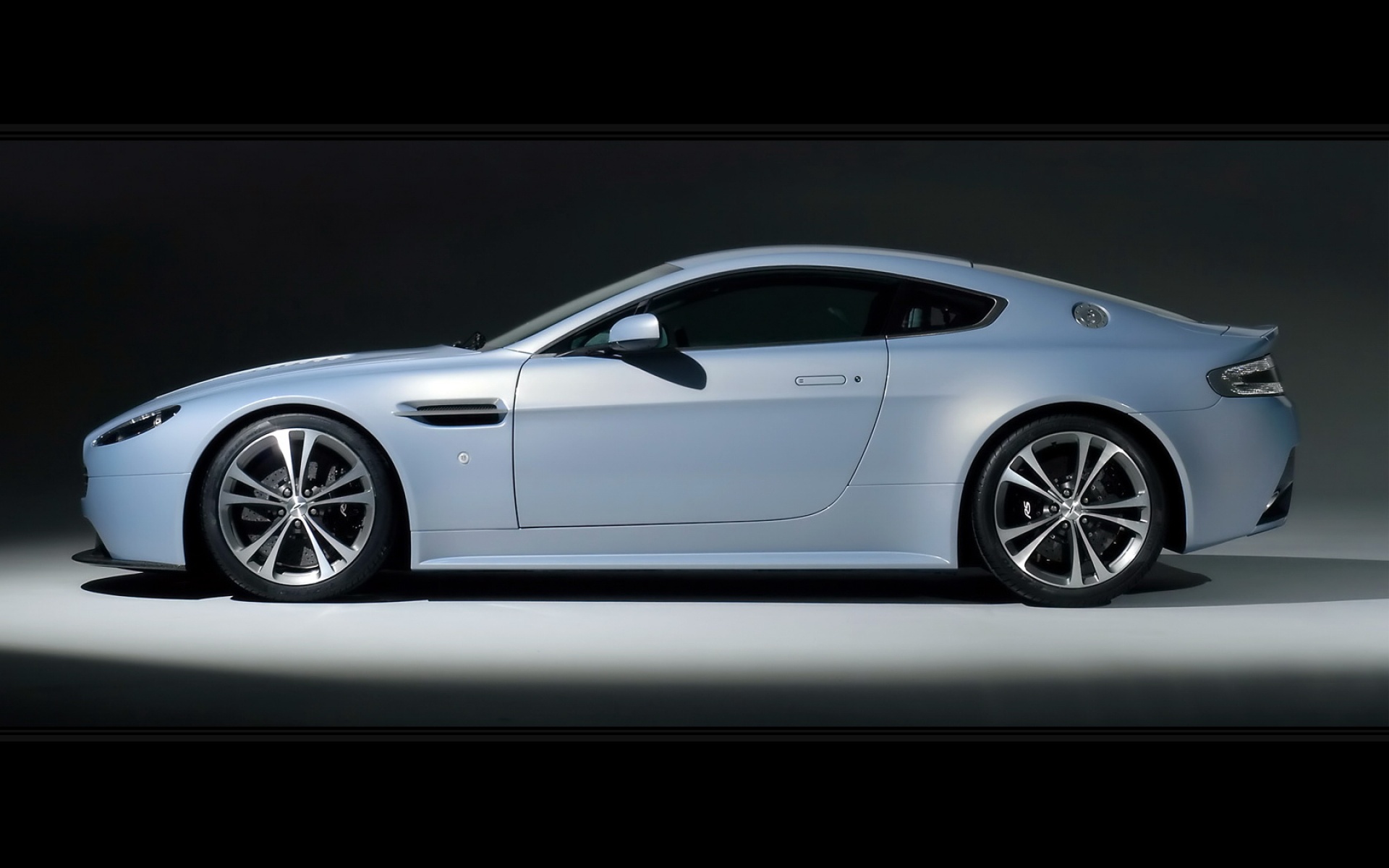 汽车,超跑,2012Y十月30D,儿童桌面专用