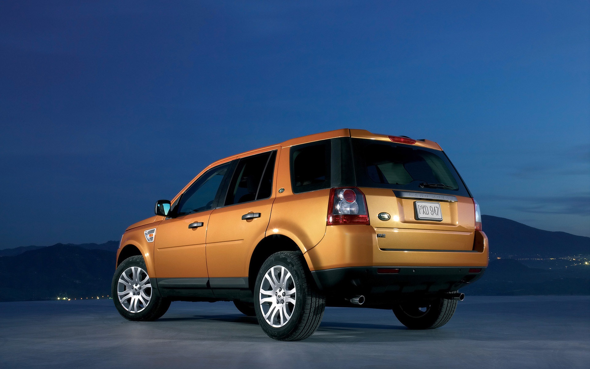 陆虎,汽车,2012Y十一月10D,儿童桌面专用