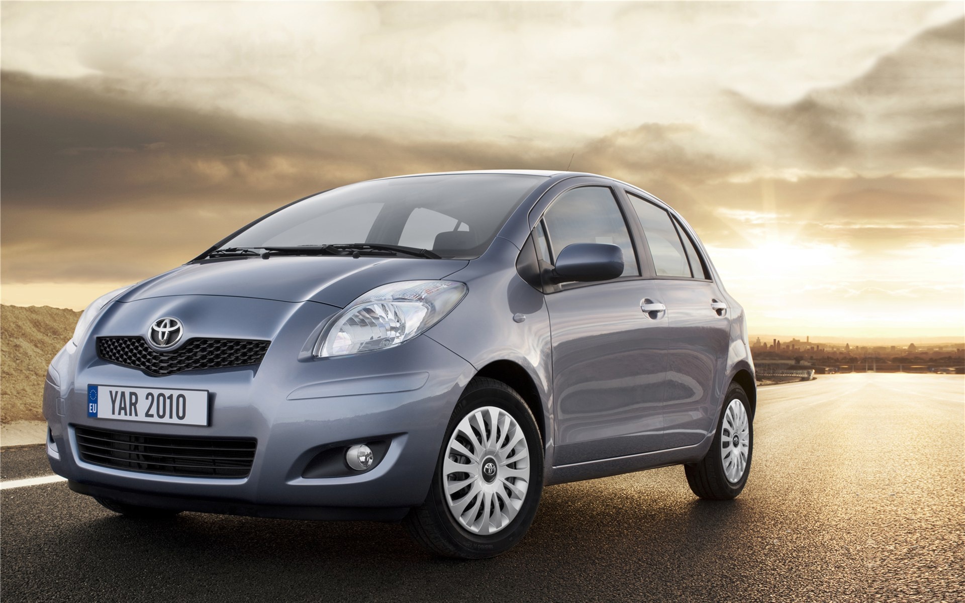 Toyota,Yaris,丰田,雅力士,汽车,宽屏,2012Y十月30D,儿童桌面专用