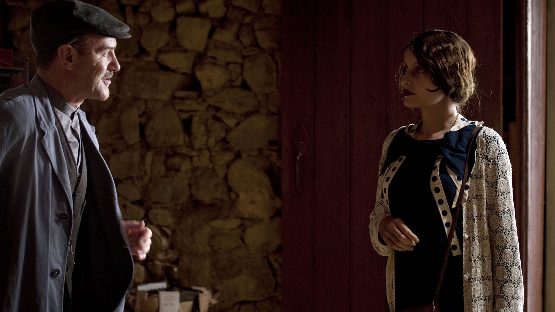 剧情,悬疑,Behind,the,Walls,普罗旺斯惊魂记,2012Y十一月20D