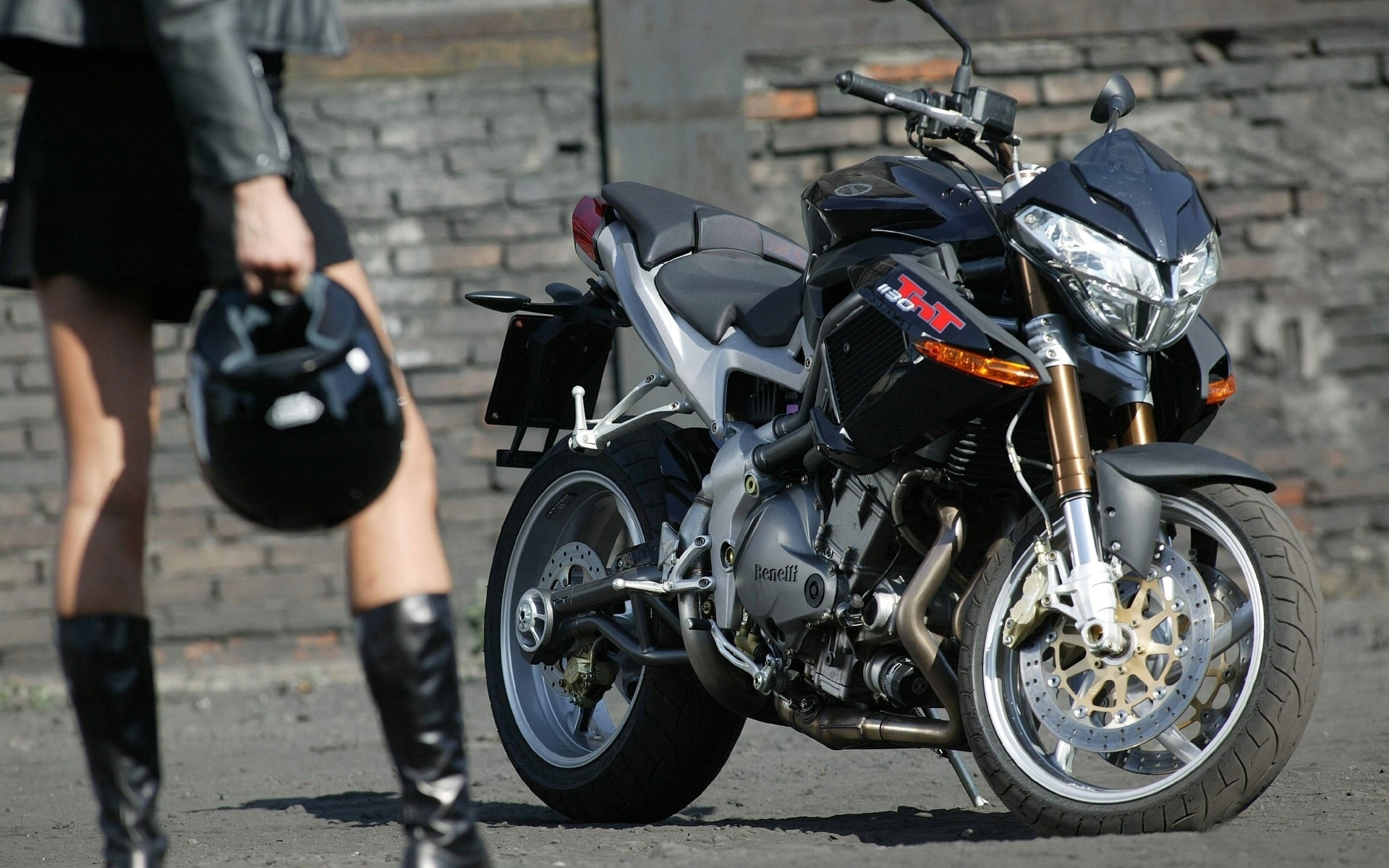 精美,摩托车,高清,宽屏,2012Y十月31D,儿童桌面专用