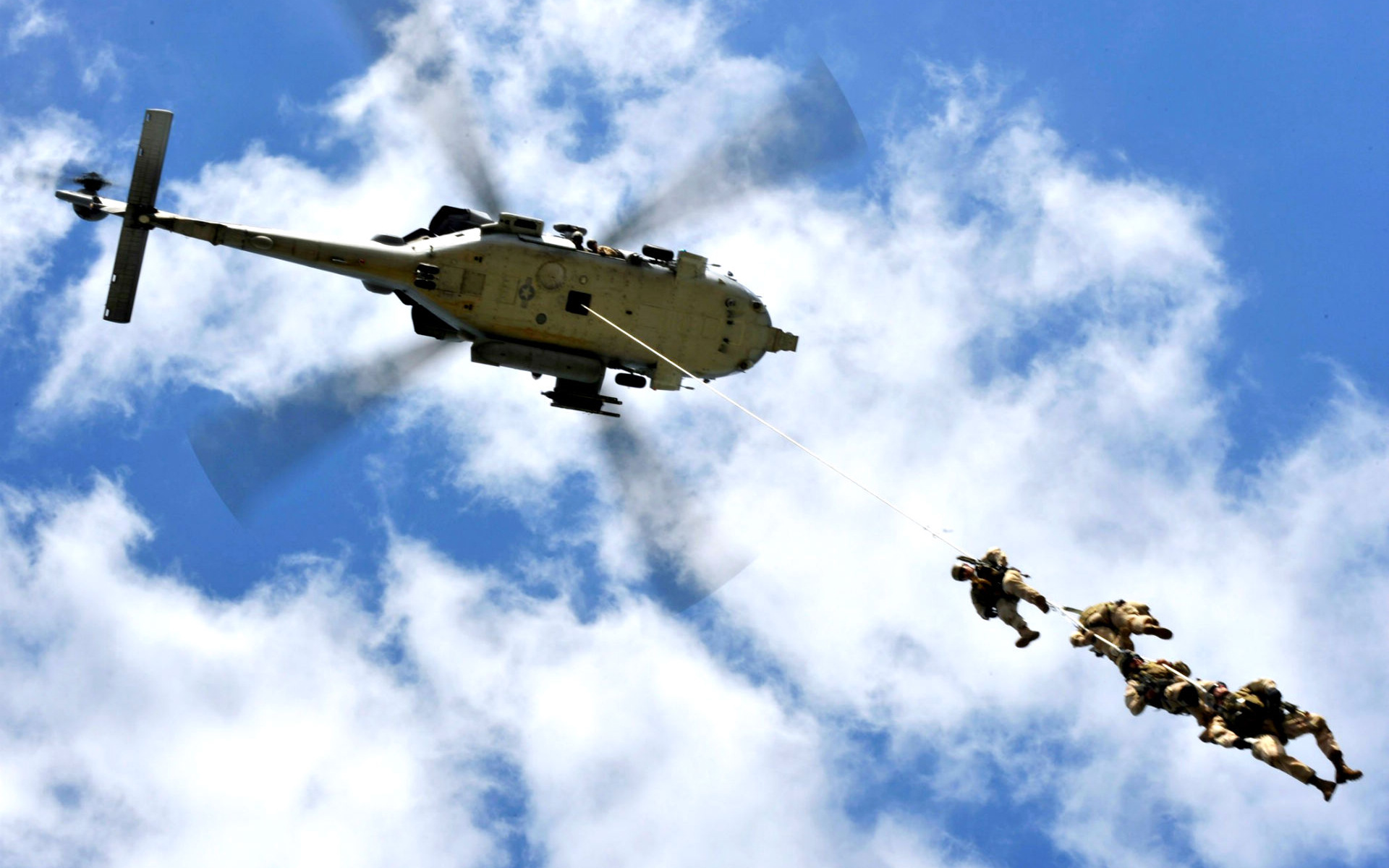 军事,战争,打仗,暴力,枪火