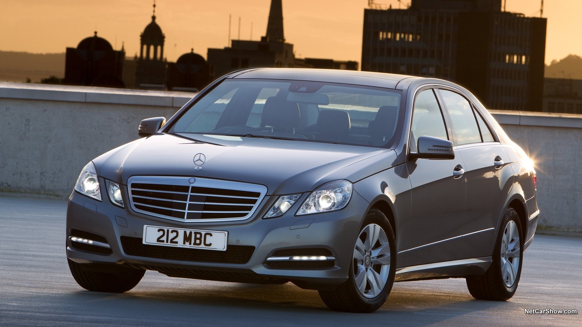 汽车,轿车,奔驰E300,2013款,儿童桌面专用