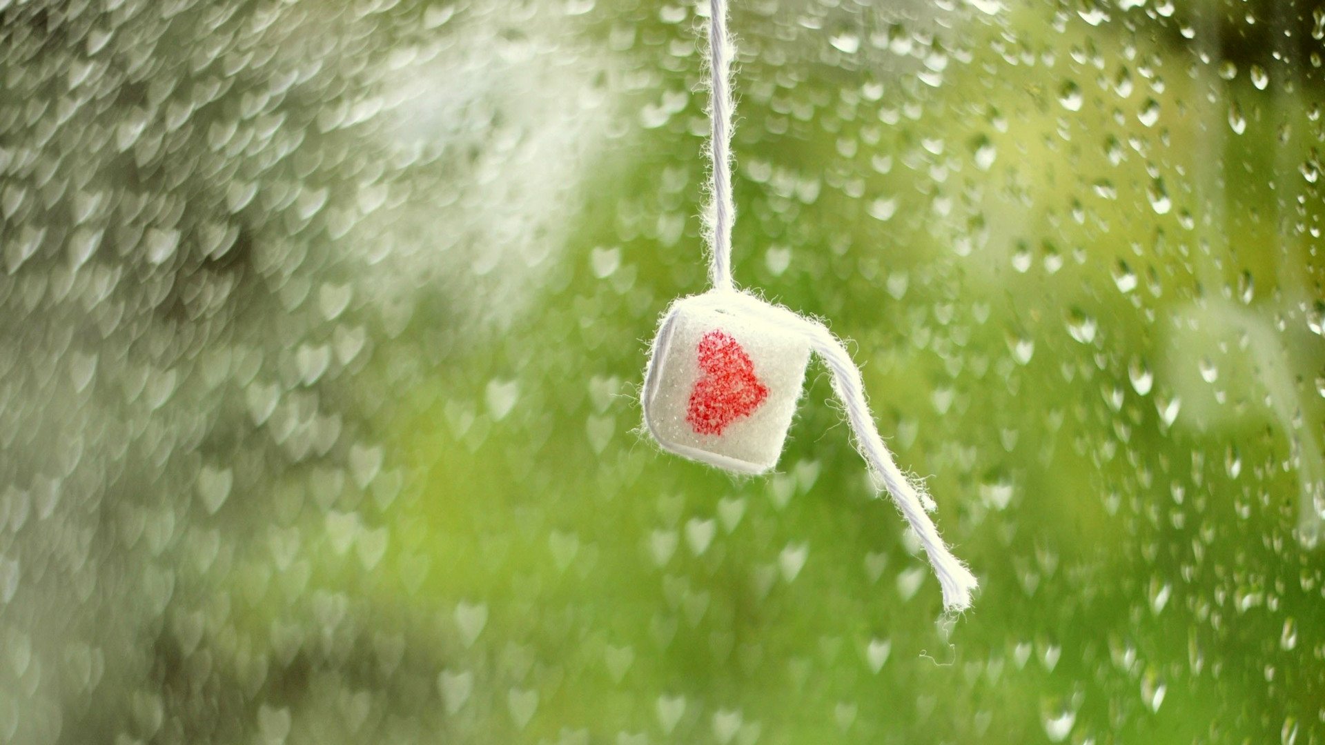 爱情美图,唯美温馨,雨天,心,雨,儿童桌面专用