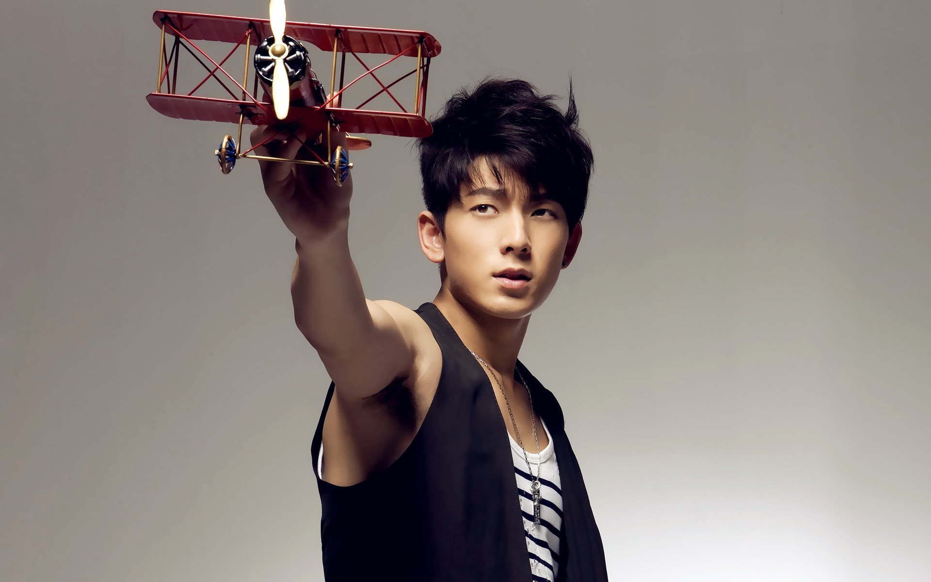 男明星,陈翔,1月16日