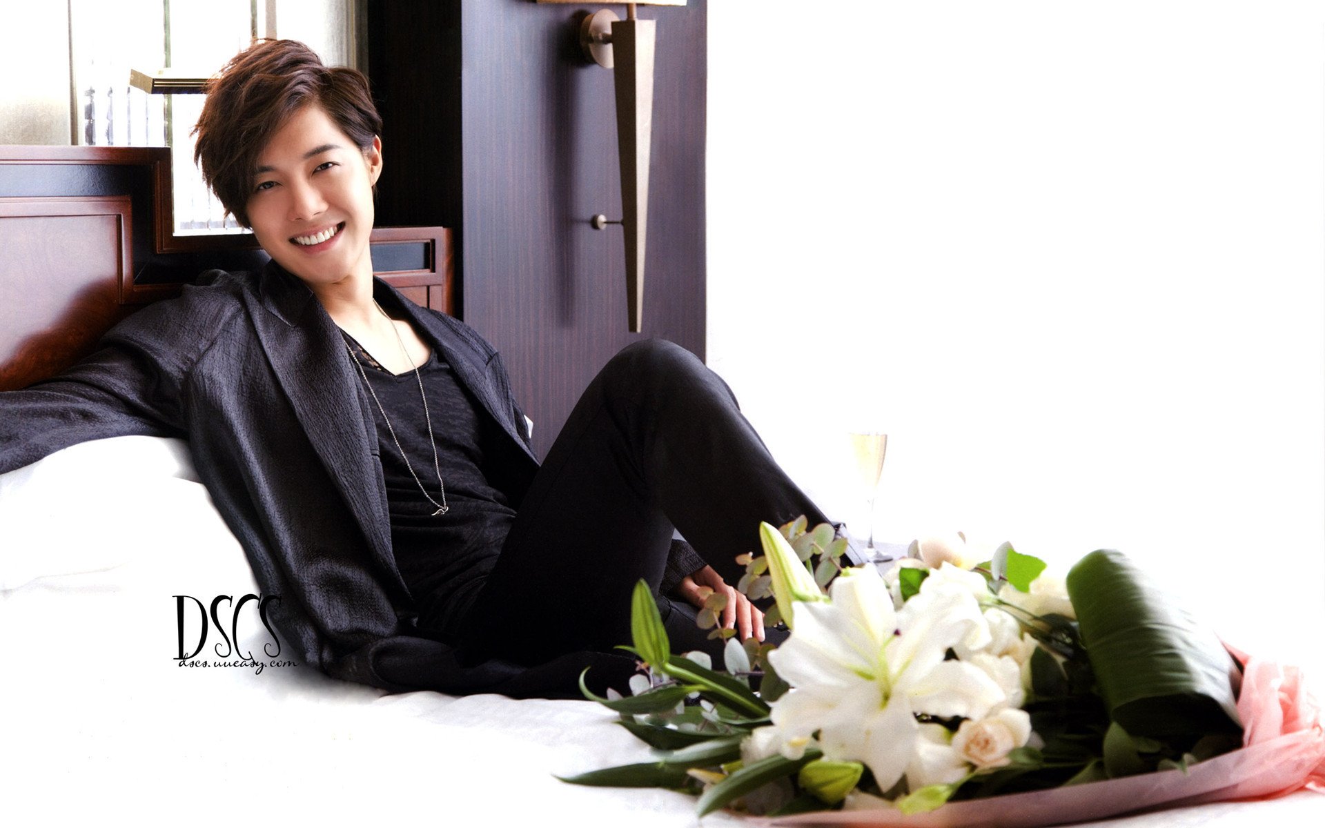 日韩,男明星,金贤重,1月30日