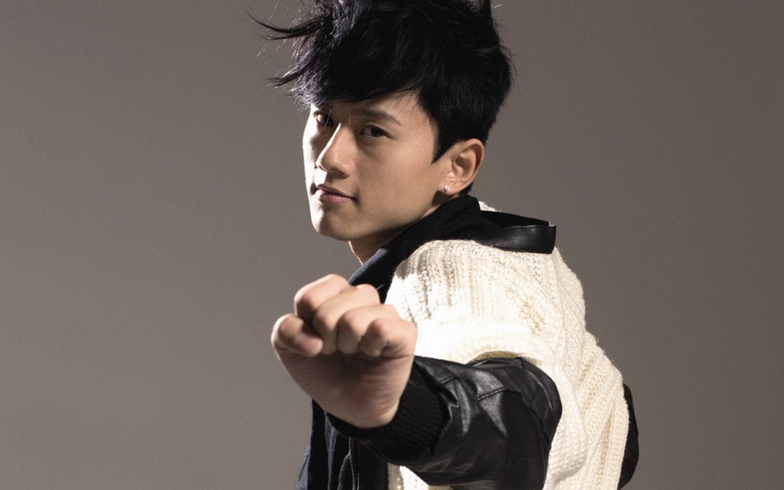 男明星,张杰,2月25日