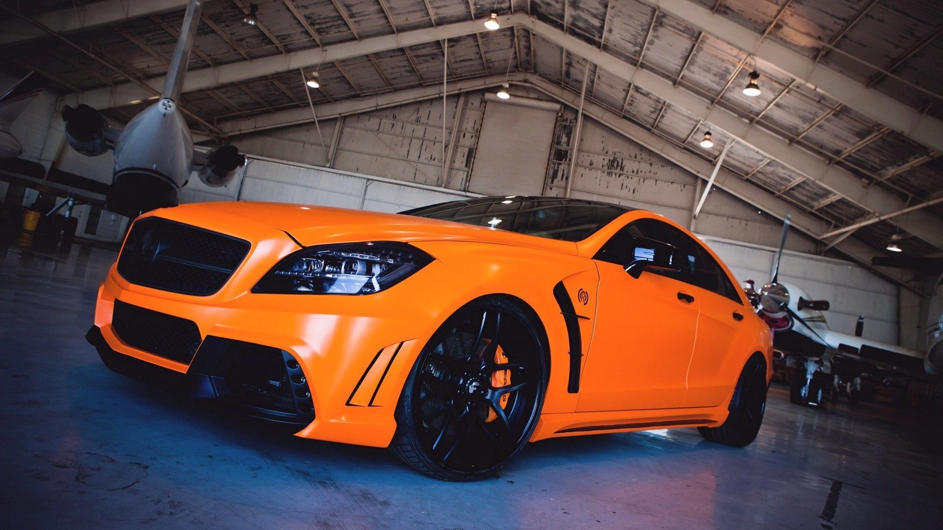 汽车,超跑,奔驰,改装车,橙色,儿童桌面专用