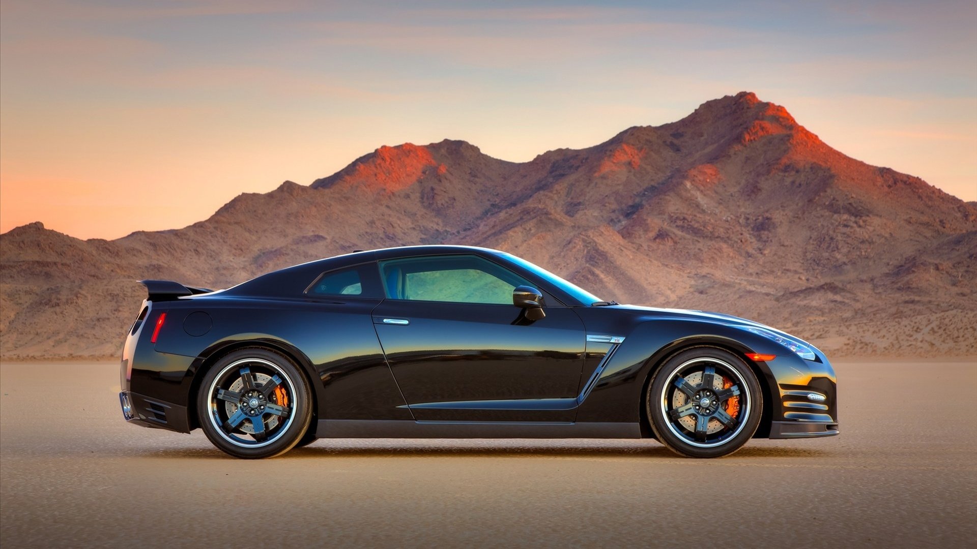 汽车,超跑,尼桑,nisan,GTR,黑色,儿童桌面专用