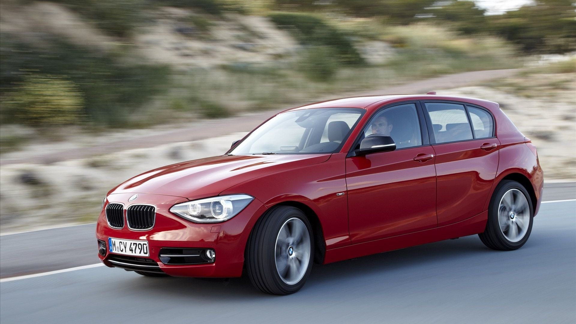 汽车,轿跑,宝马,红色,1系,儿童桌面专用