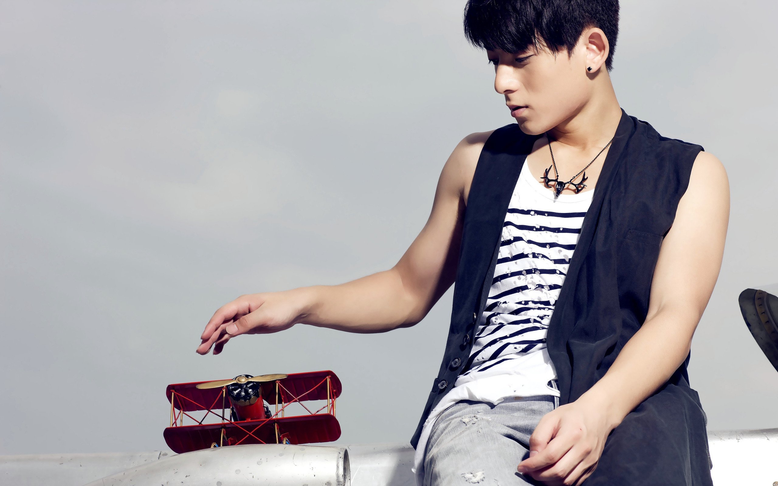 男明星,陈翔,2月16日