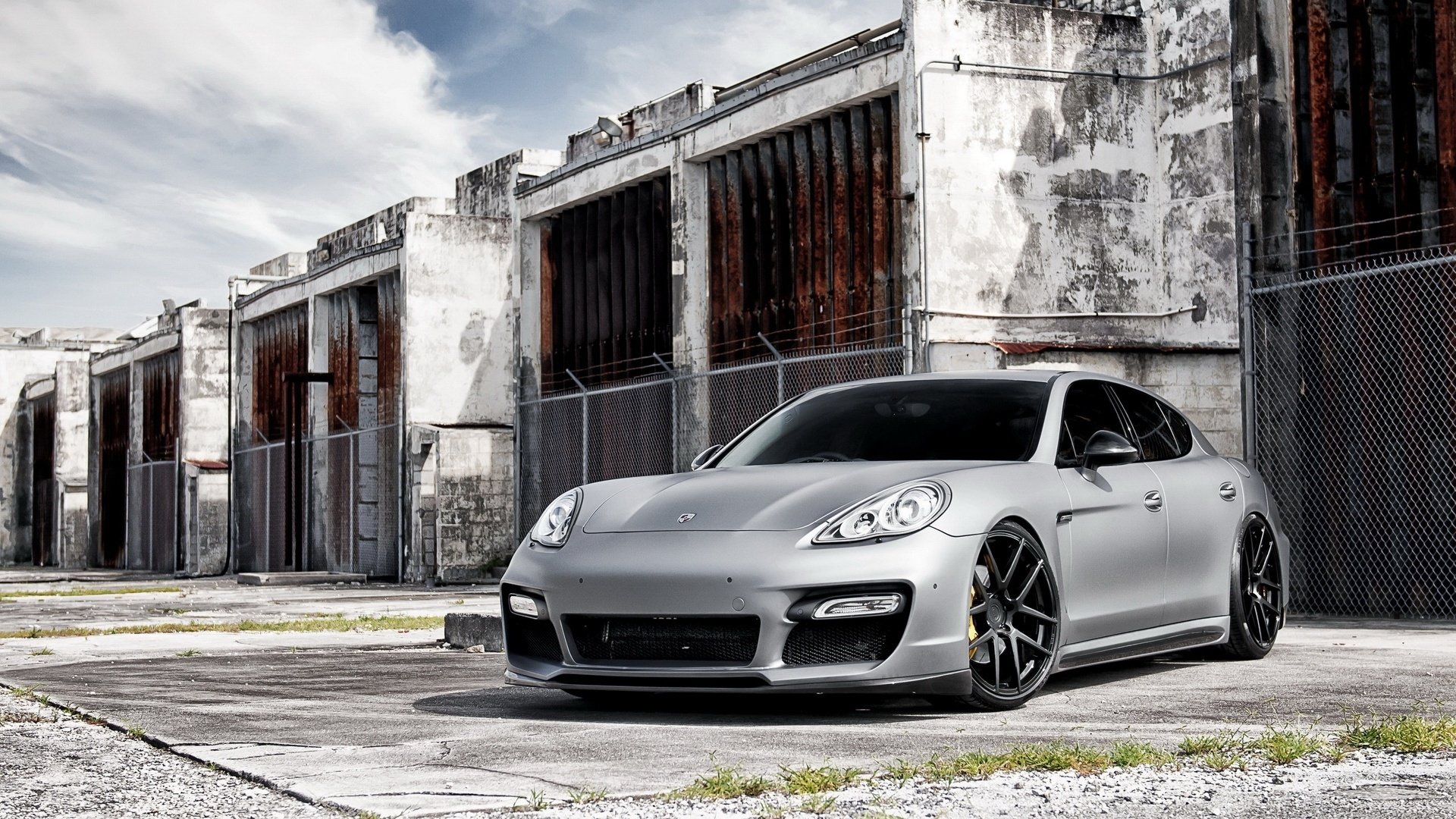 汽车,超跑,保时捷,帕那米娜,银色,儿童桌面专用