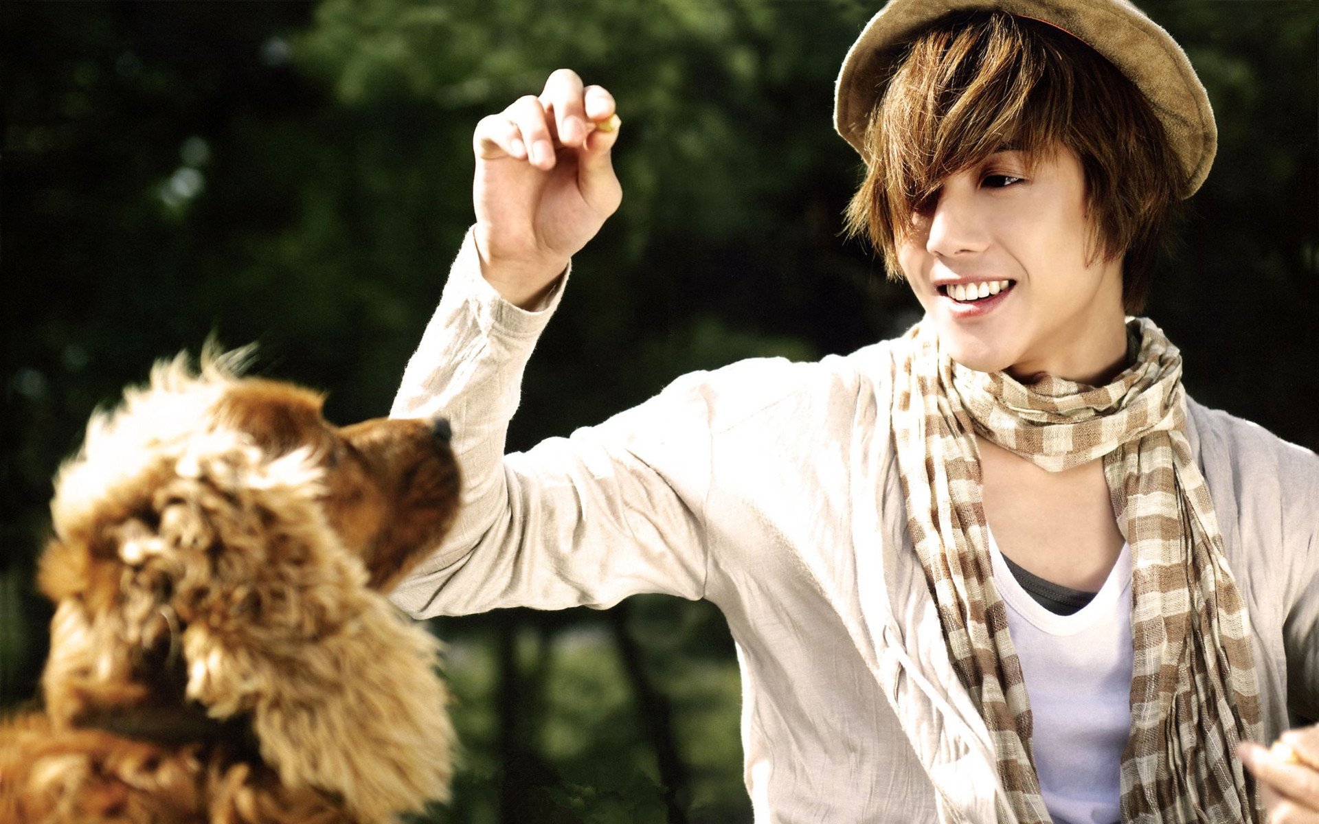 日韩,男明星,金贤重,2月26日