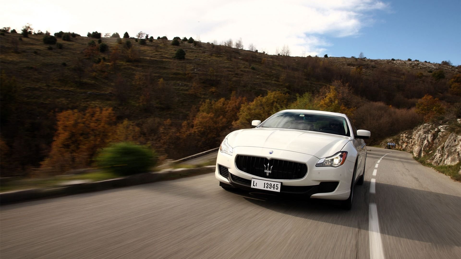 汽车,超跑,玛莎拉蒂,总裁系列,白色,儿童桌面专用