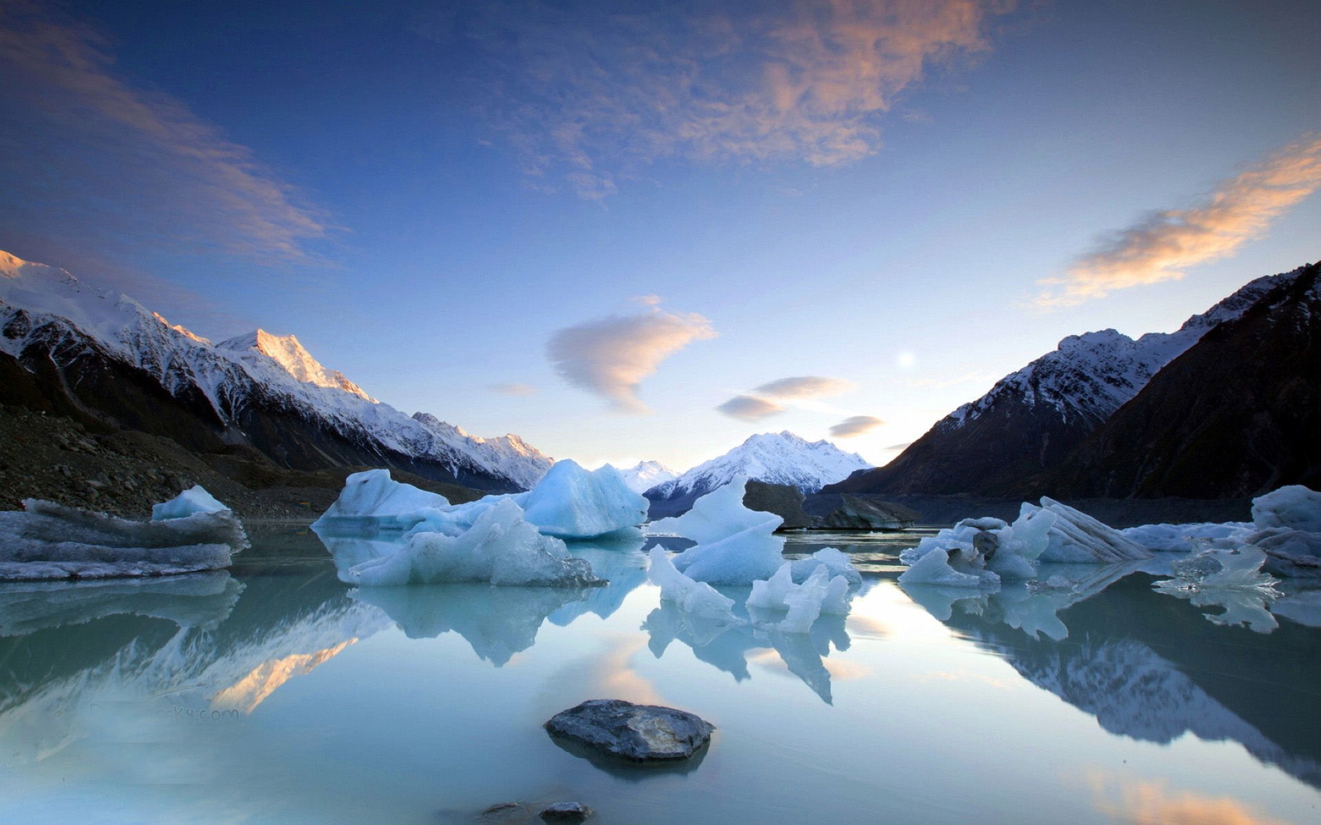 湖水,湖面,风景,风光,美景,旅游,儿童桌面专用
