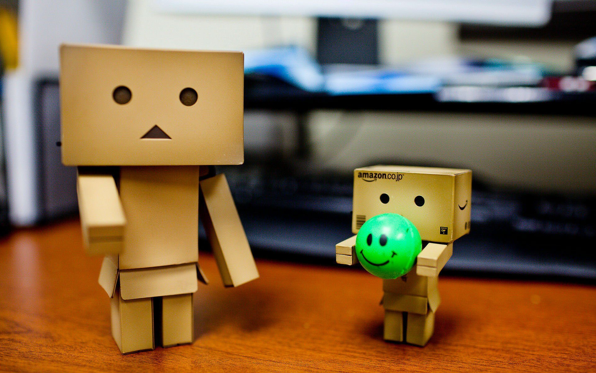 小清新,温馨一刻,纸箱人,儿童桌面专用