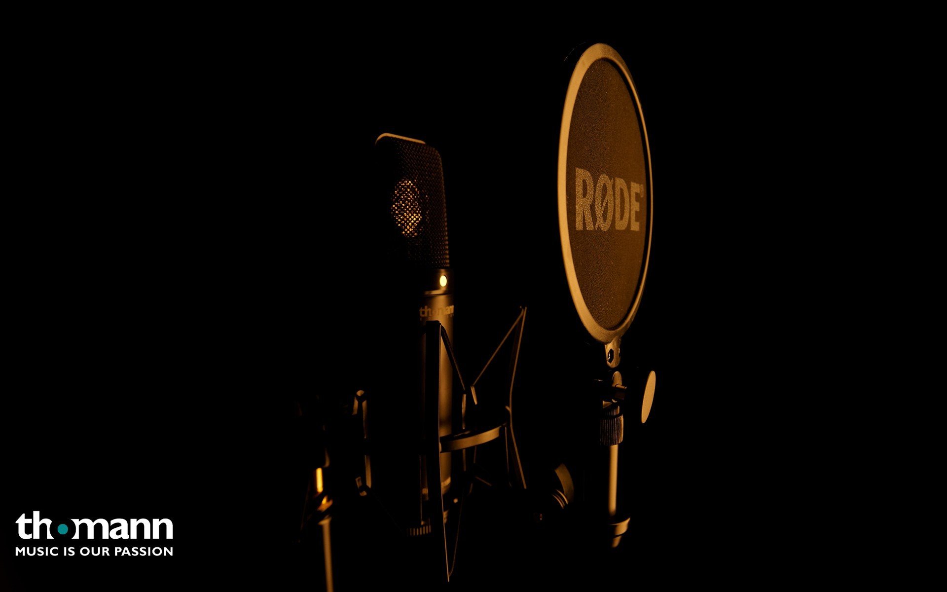 小清新,静物写真,麦克风,3月1日