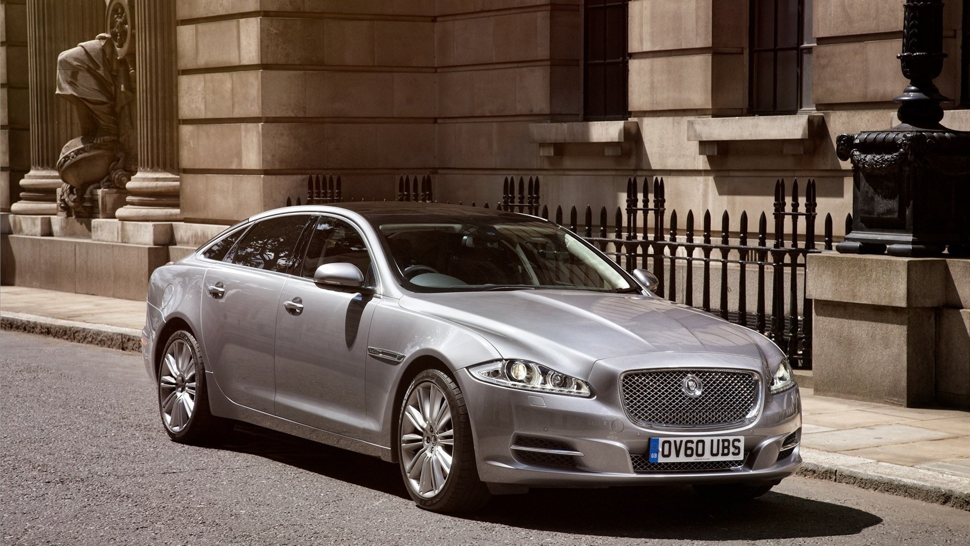 汽车,超跑,捷豹,白色,儿童桌面专用