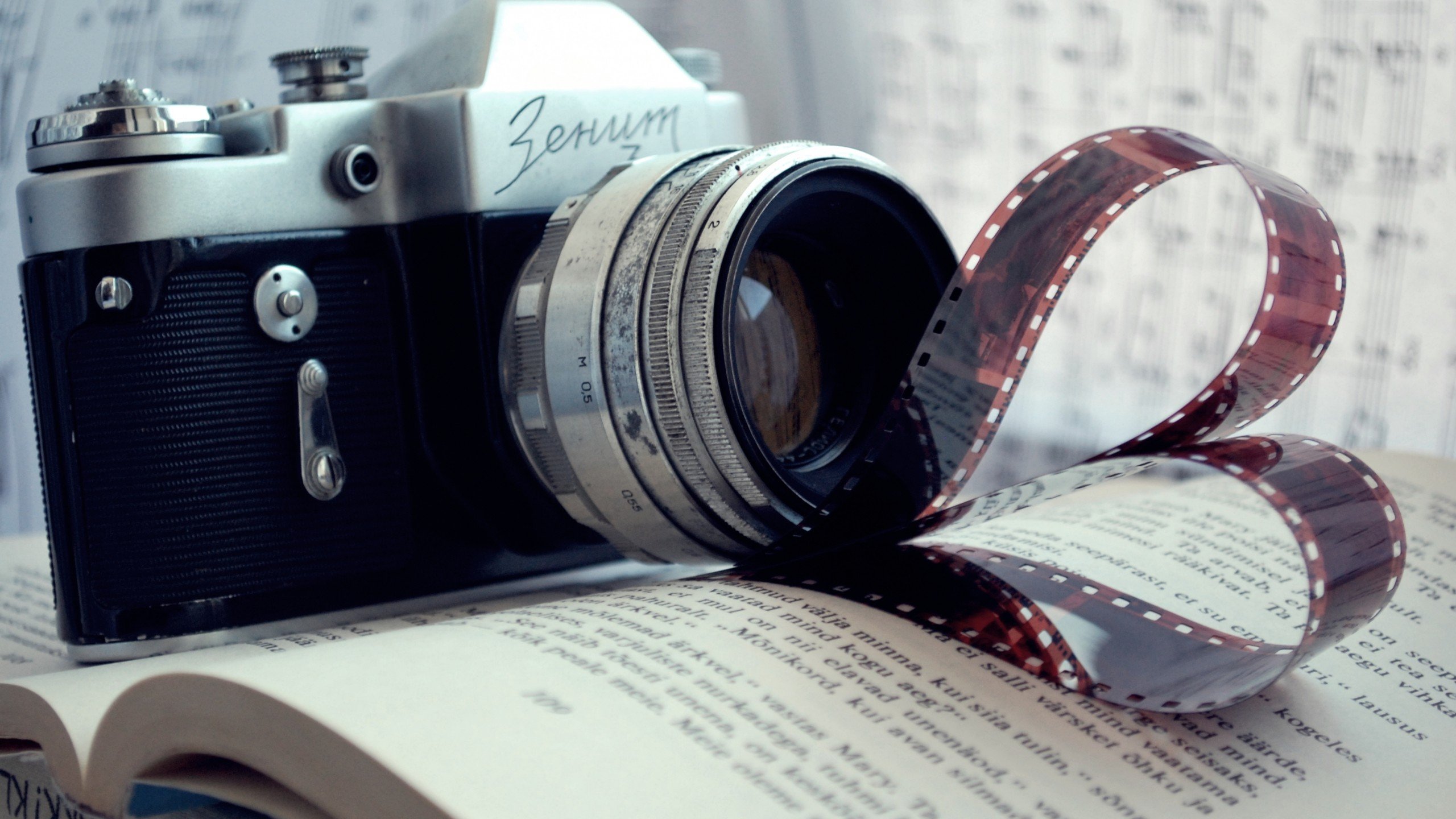 爱情美图,唯美温馨,爱心胶卷,相机